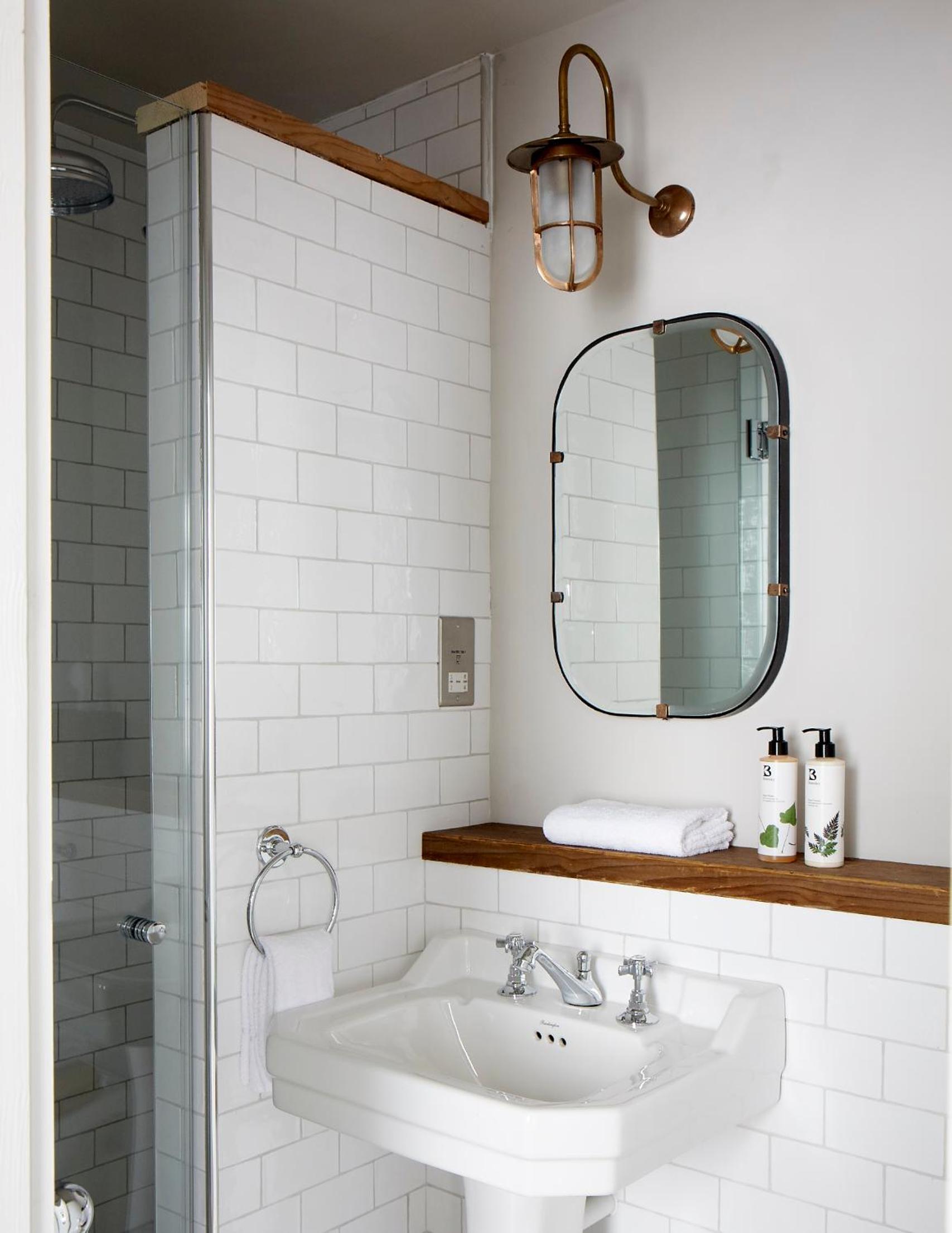 Small Double Room - Photo 2