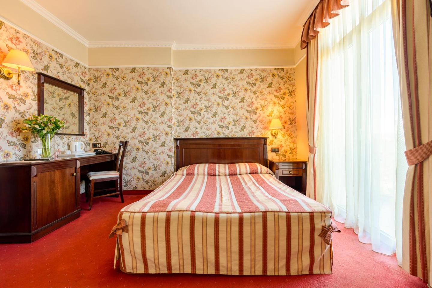 Double Room - Photo 2