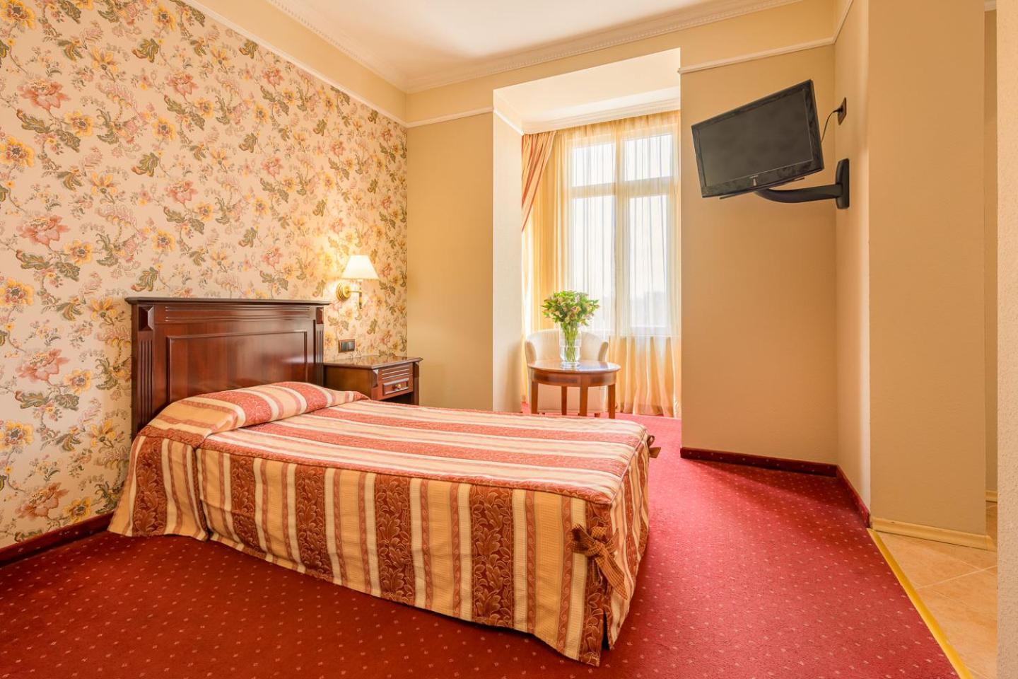 Single Room photo 2