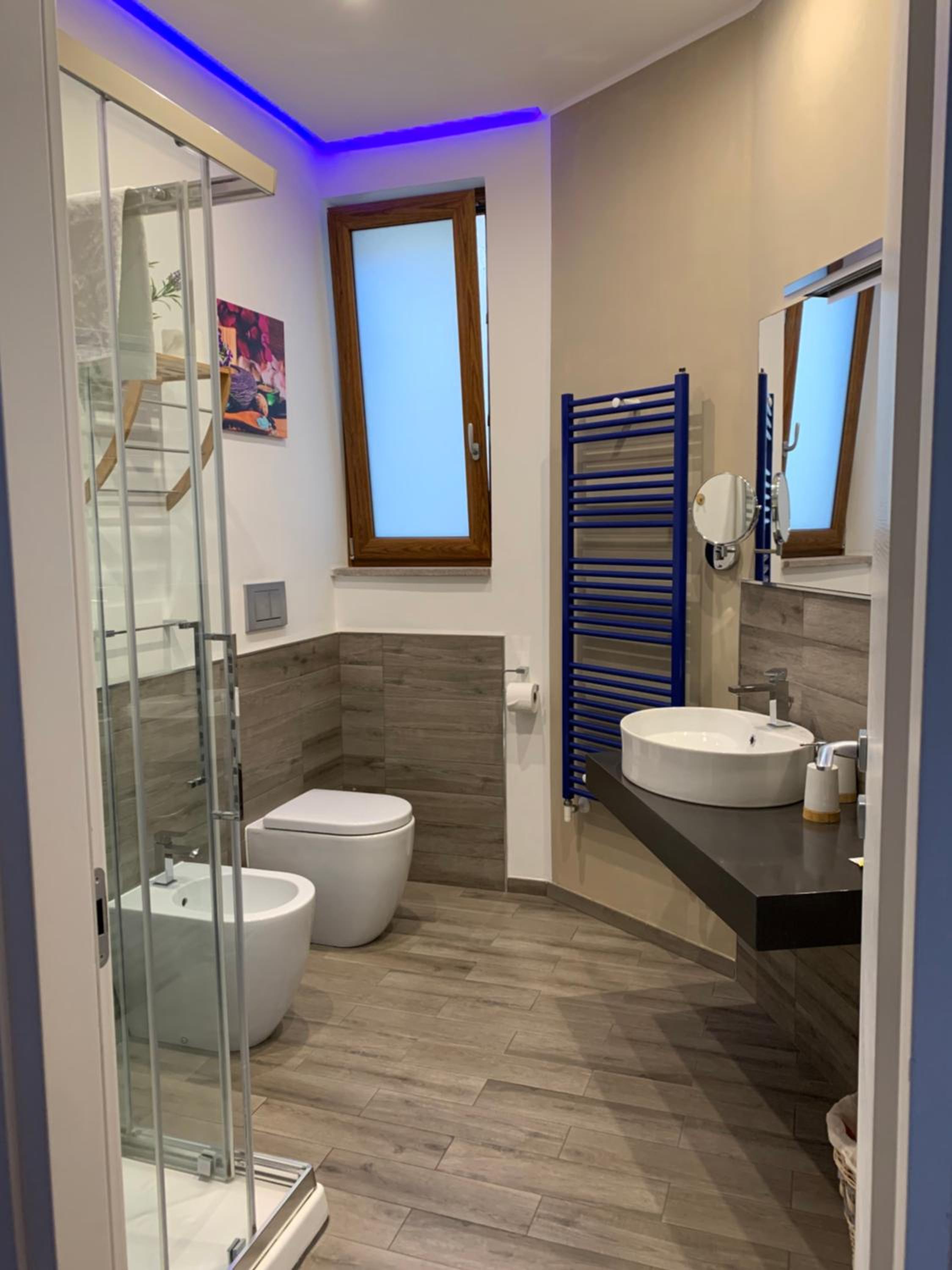Twin Room with Private Bathroom photo 3