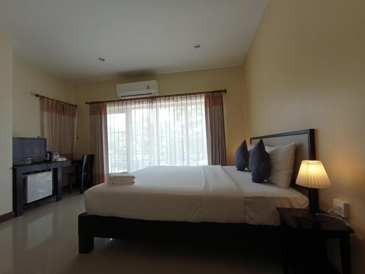 Standard Double Room photo 3
