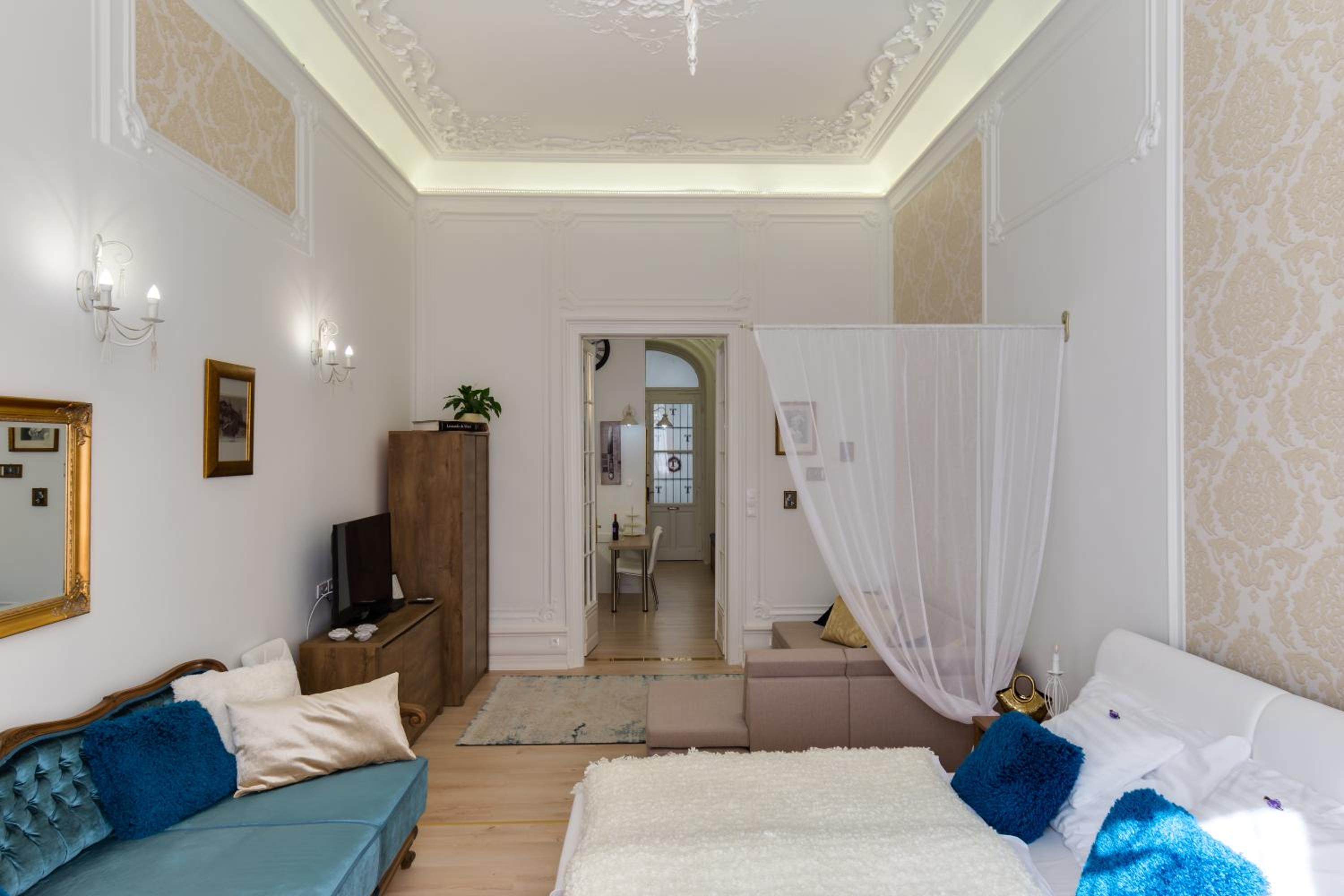Apartment - Photo 5
