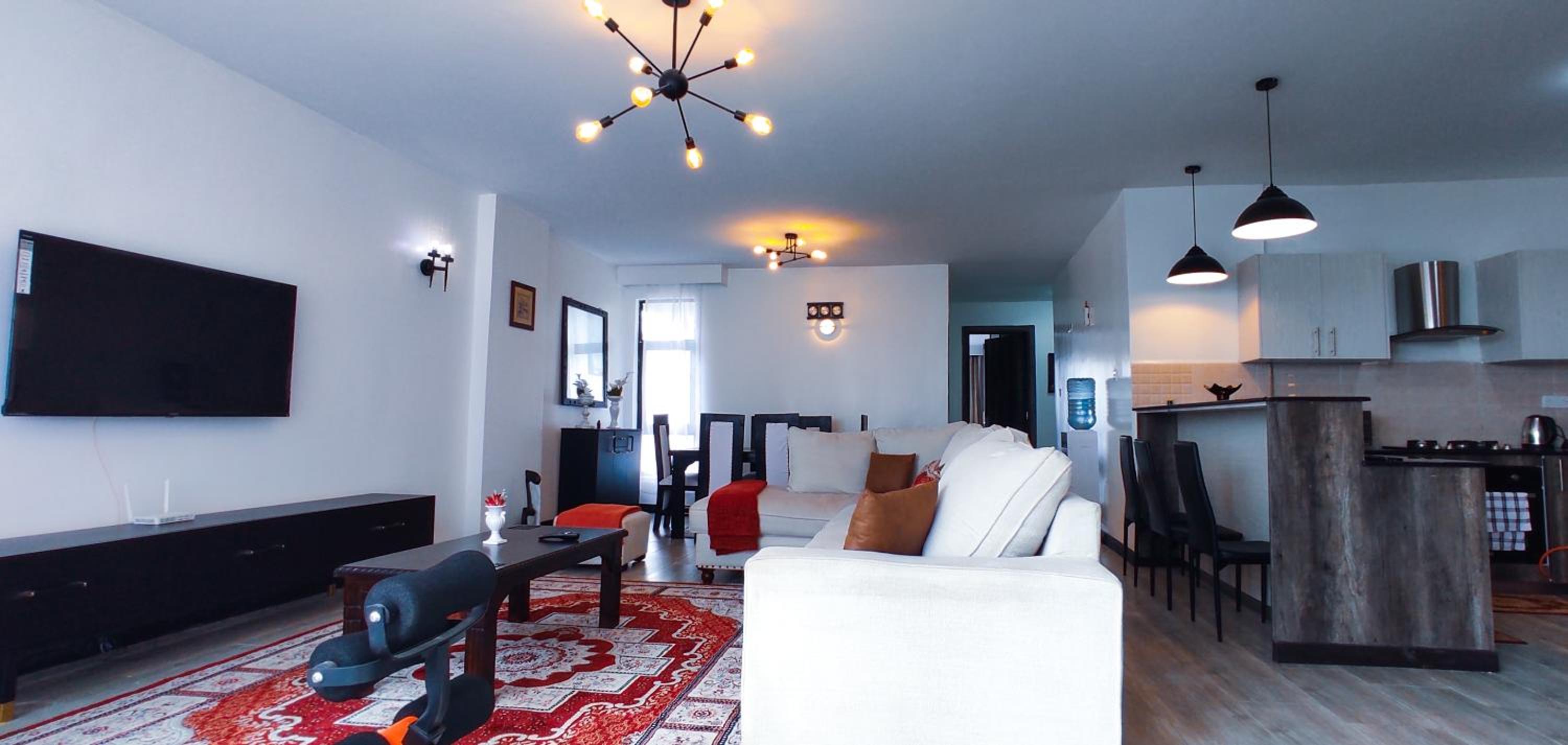 Four-Bedroom Apartment with Pool View photo 3