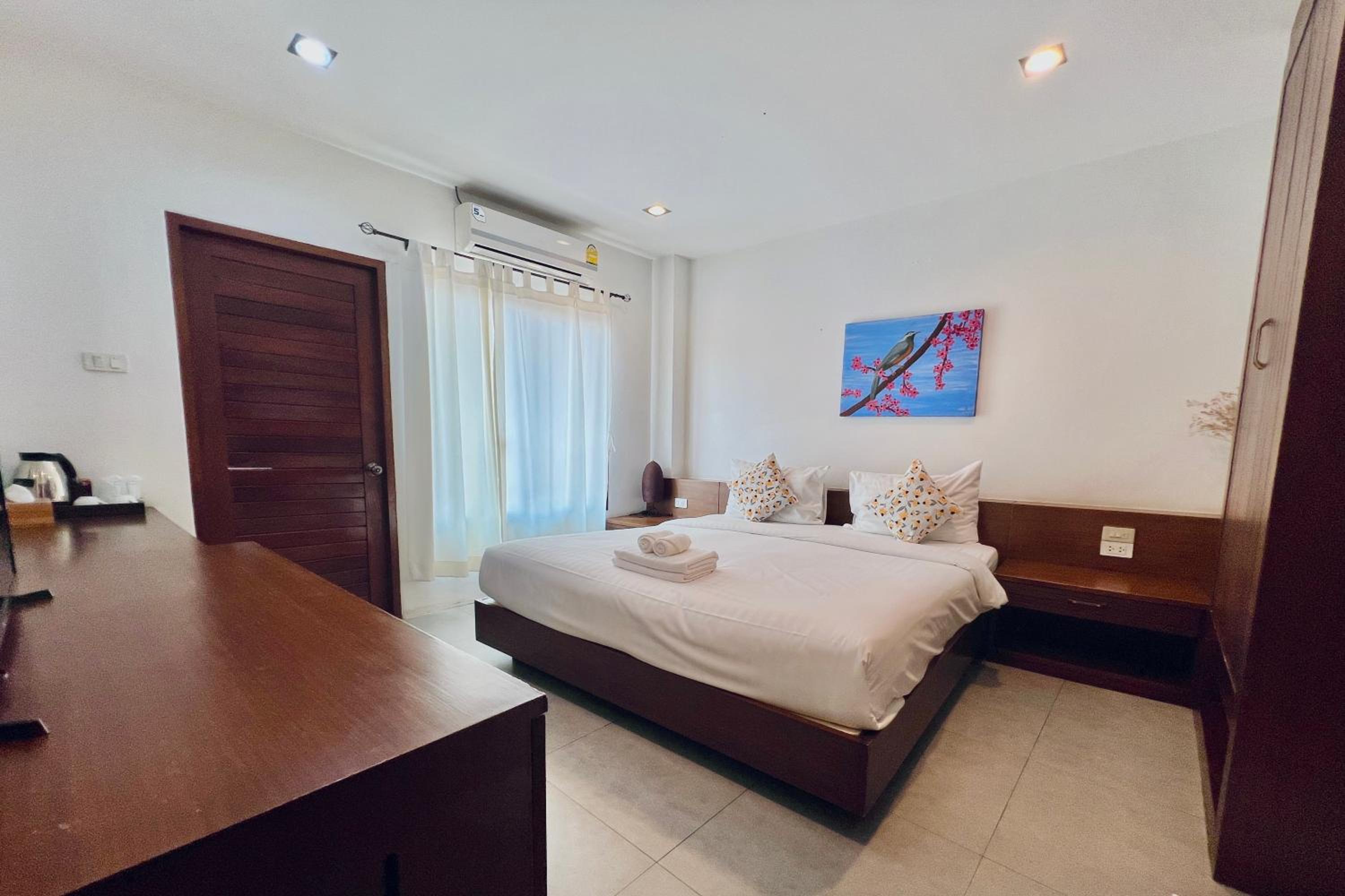 Deluxe Double Room With Balcony