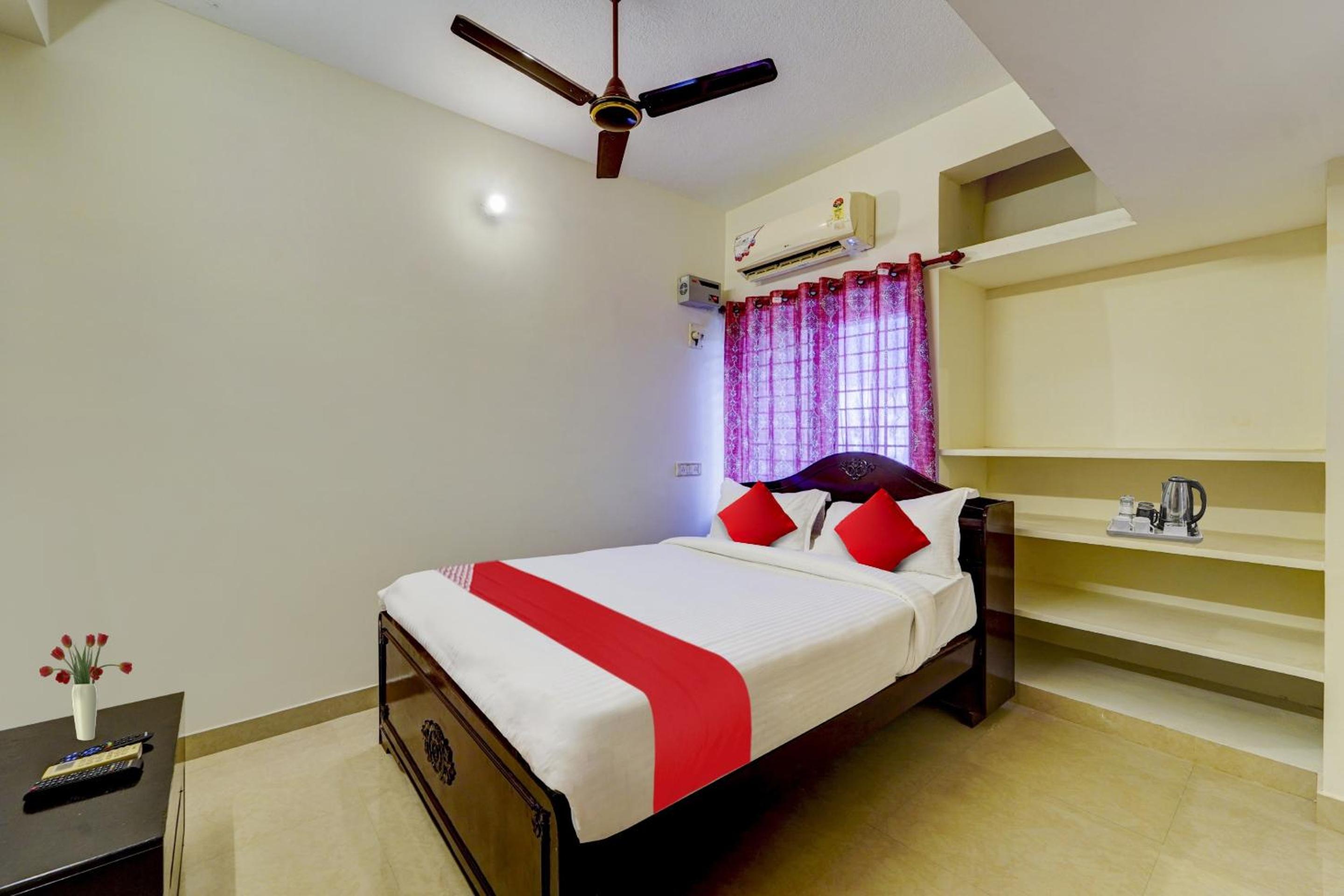 Standard Double Room - Photo 18