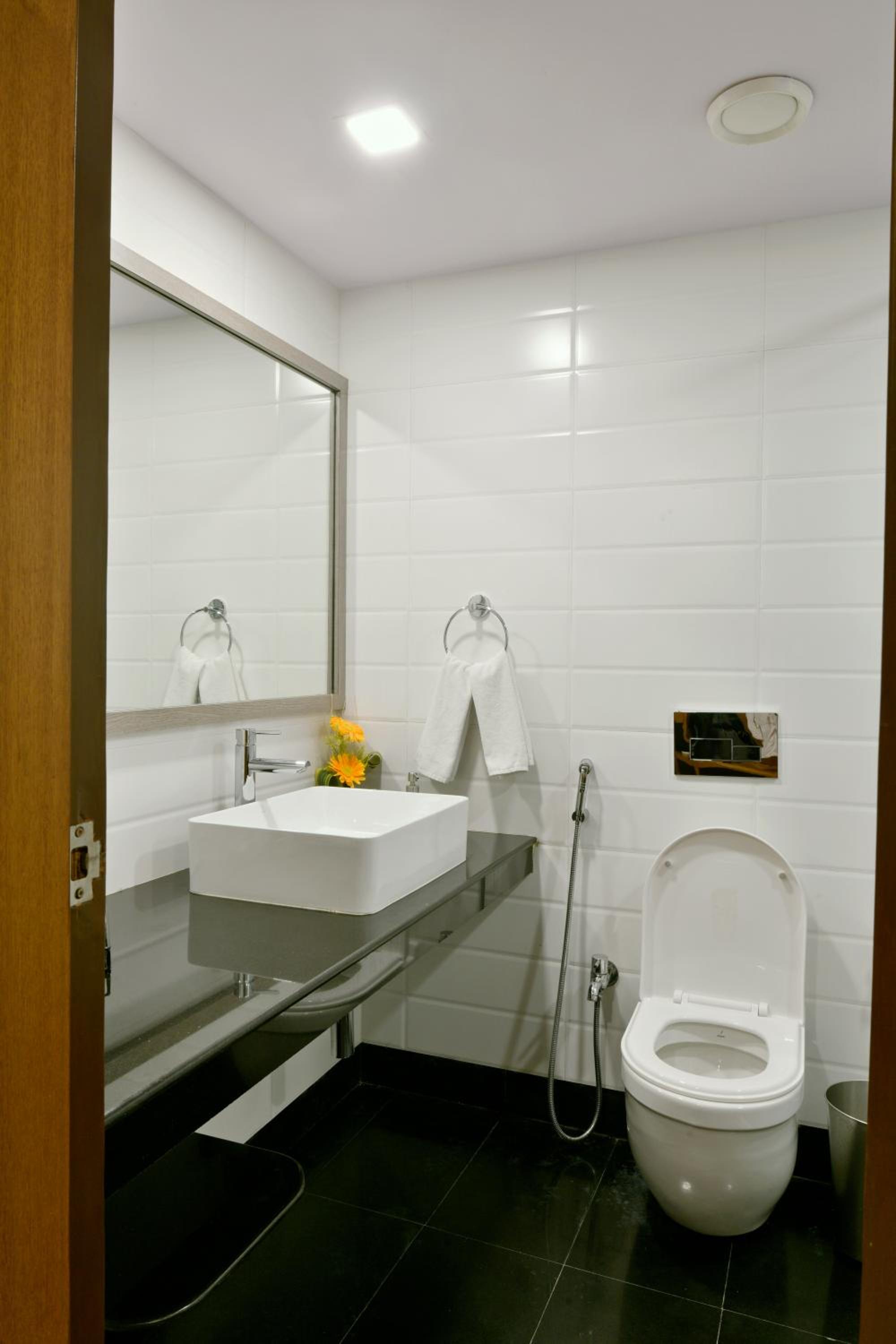 Chowringhee Suite - Photo 2