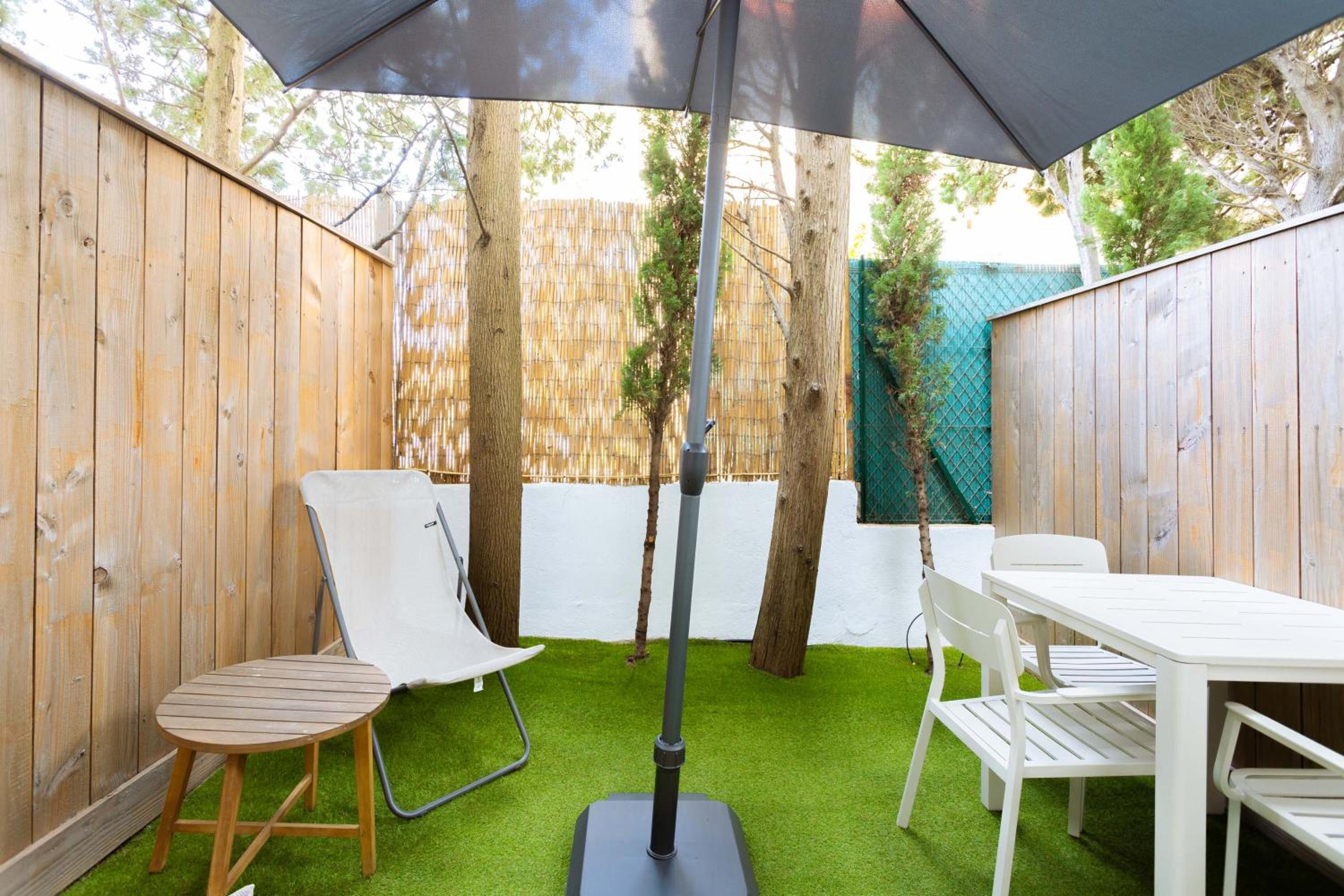 Superior Double Room 20 m2 with Private Terrace - Photo 11