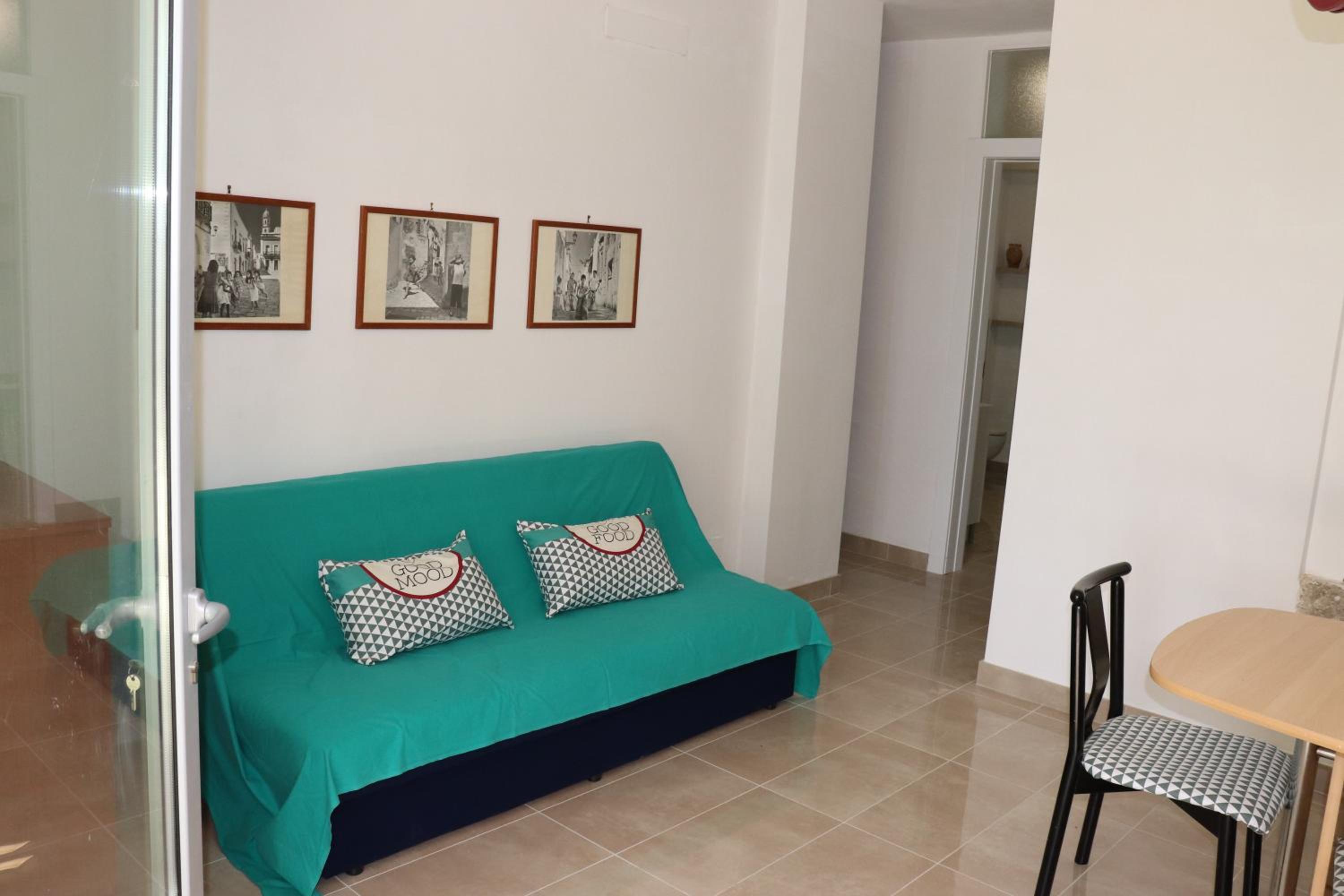 One-Bedroom Apartment With Garden View