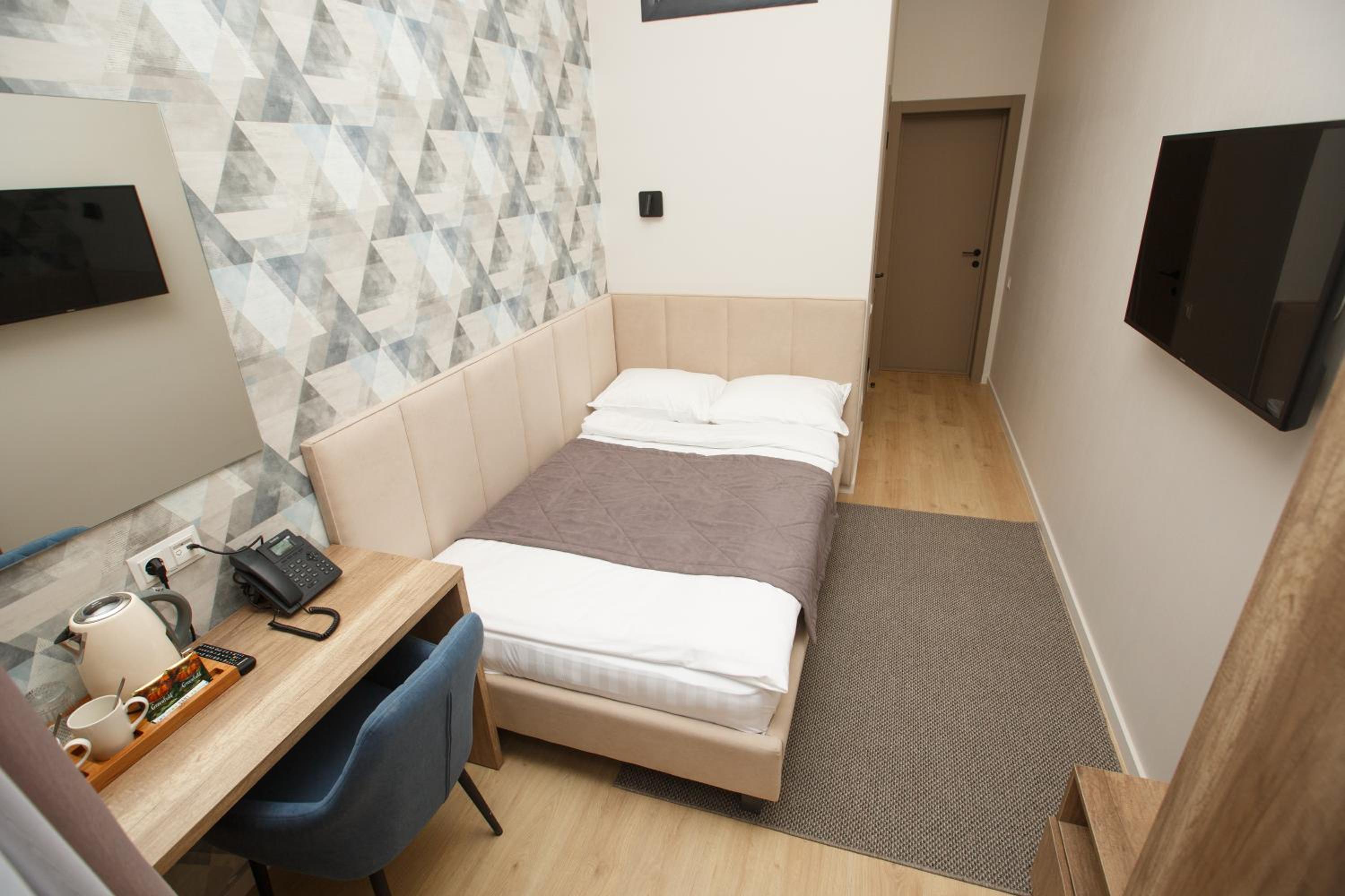 Single Room with Bathroom