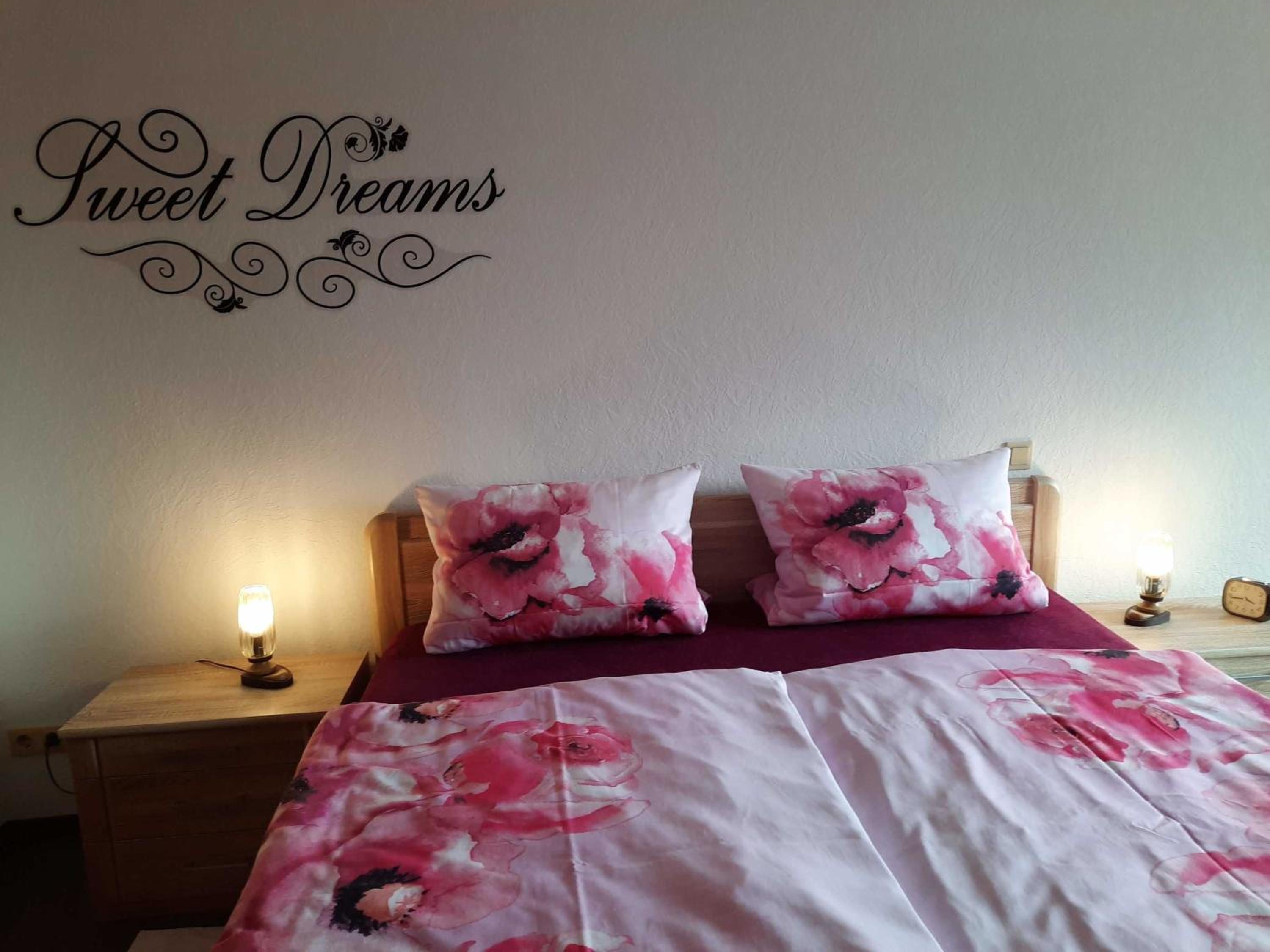 Quadruple Room with Private Bathroom photo 3