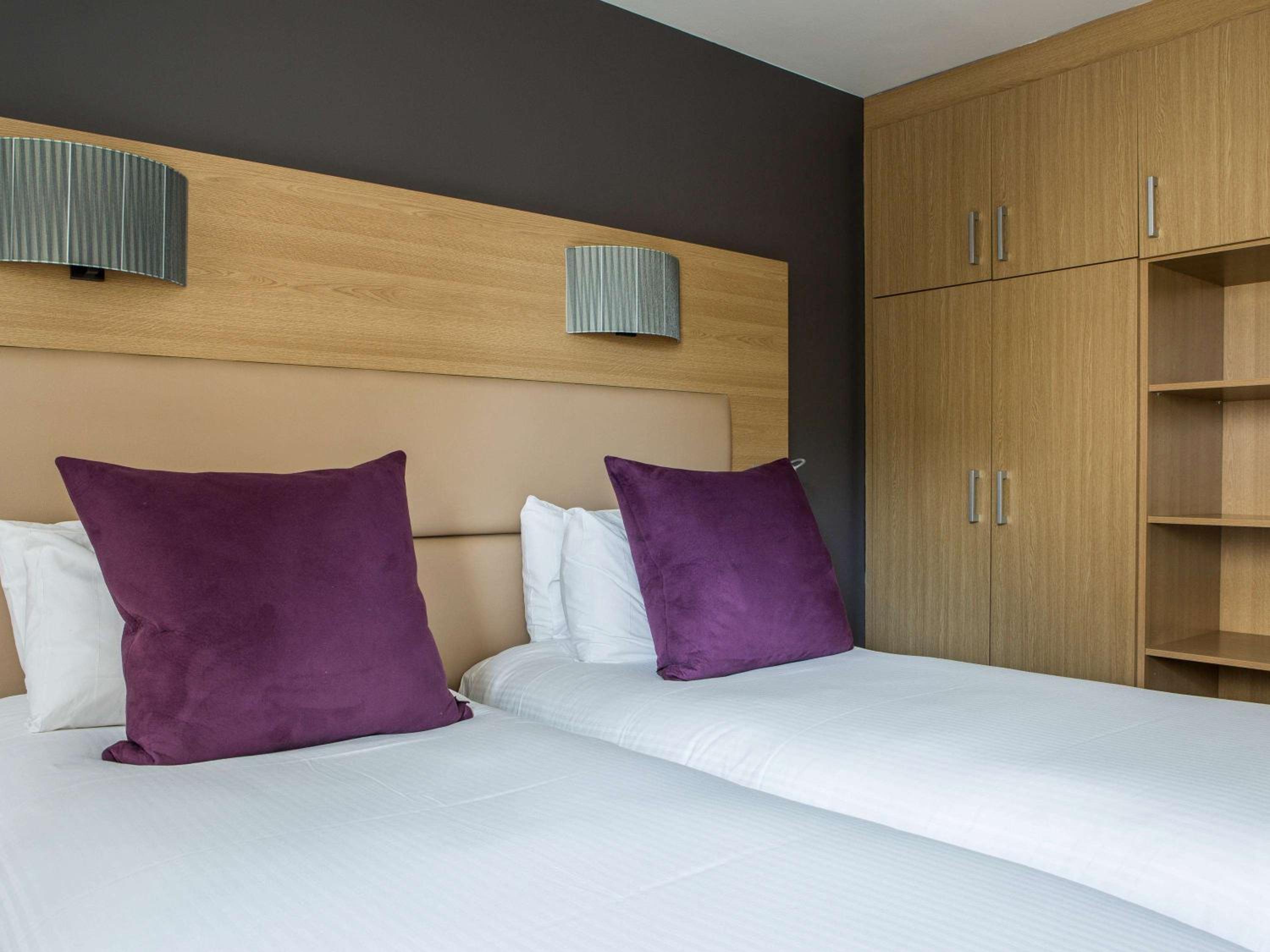 Deluxe Twin Room With Pool View