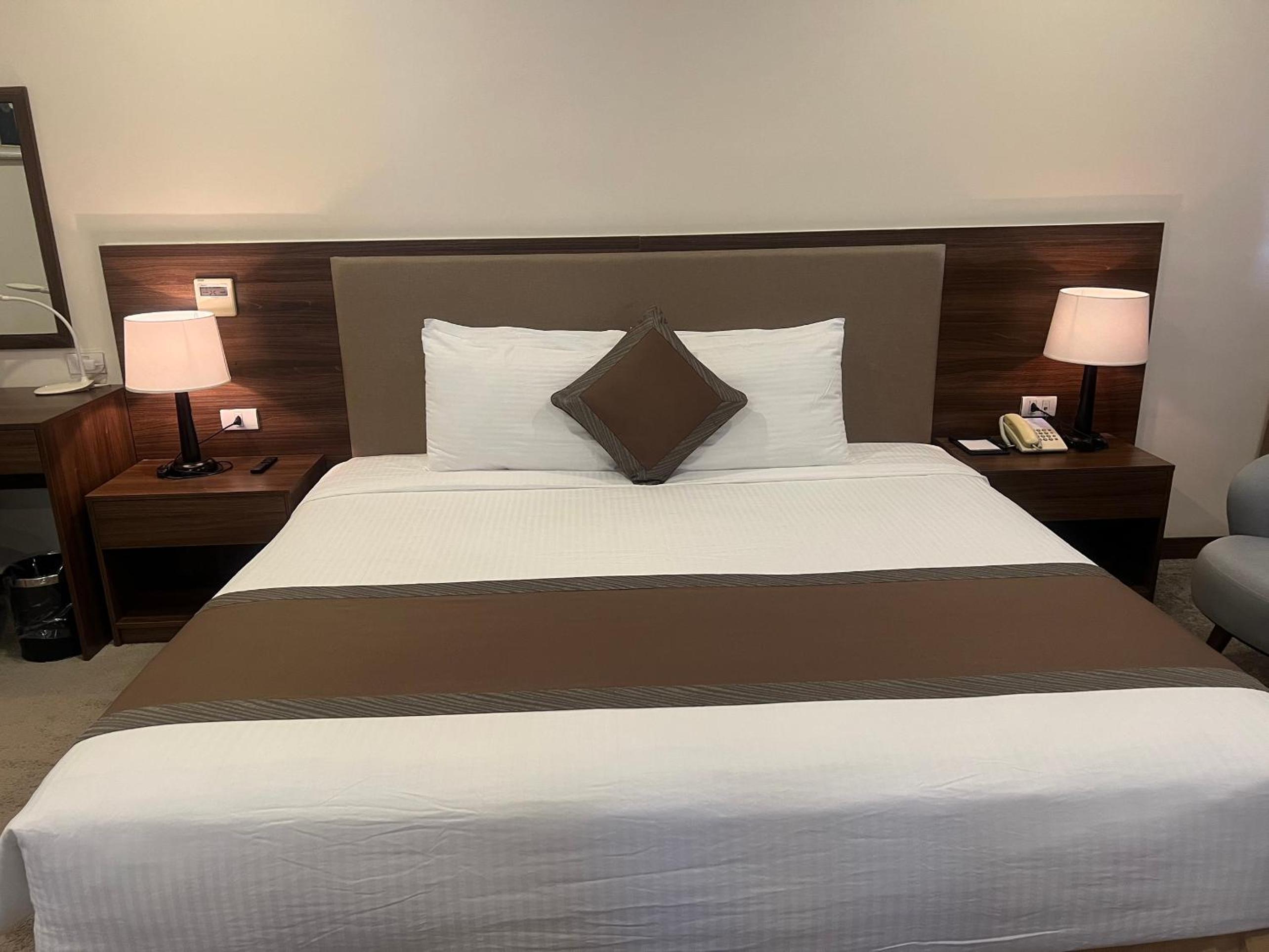 Deluxe Double Room photo 2