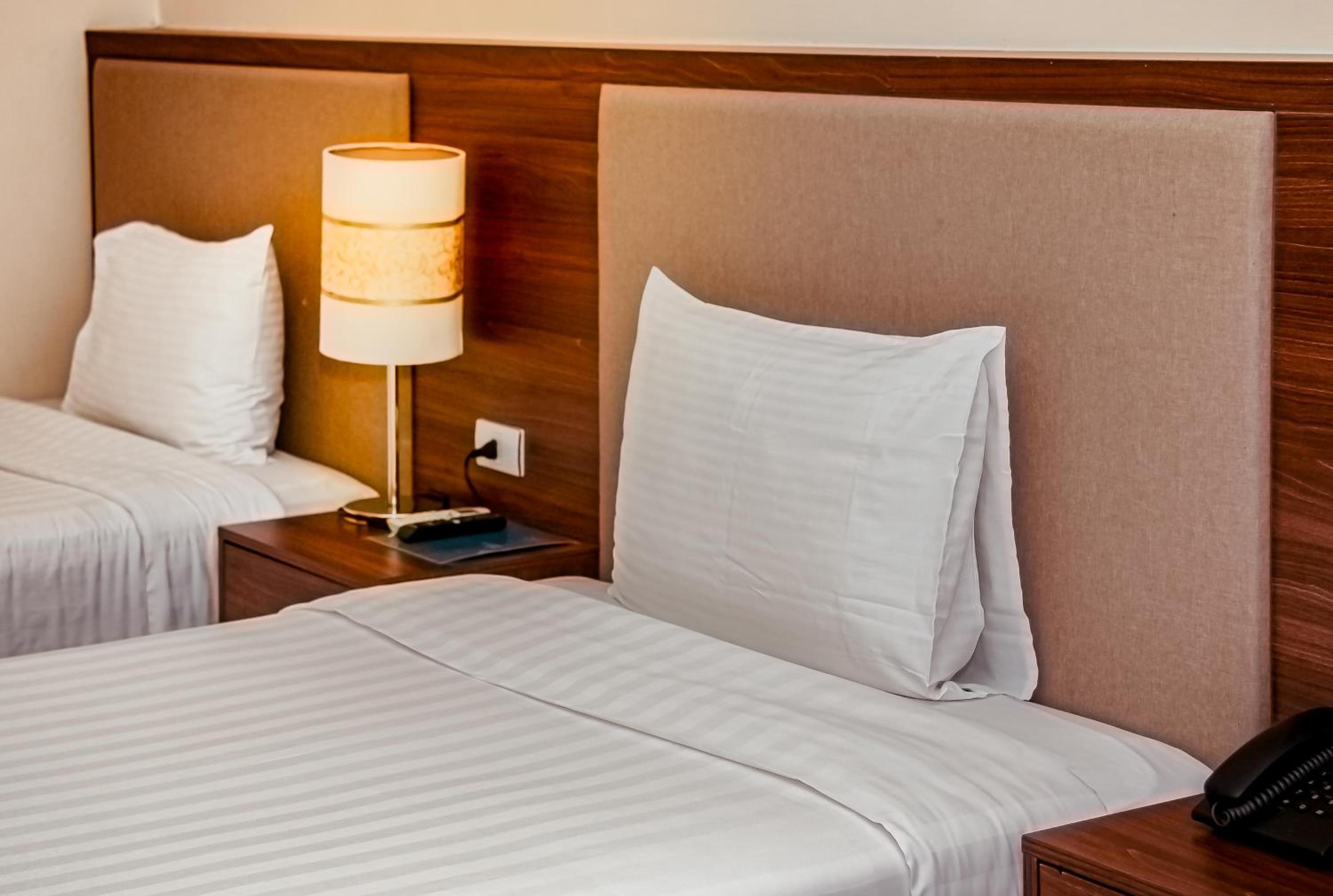 Deluxe Twin Room photo 3