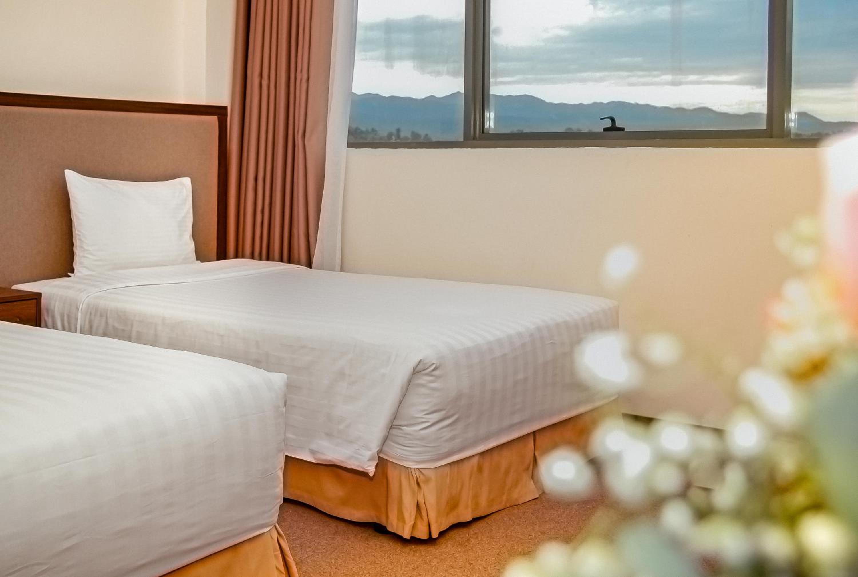 Deluxe Twin Room photo 2