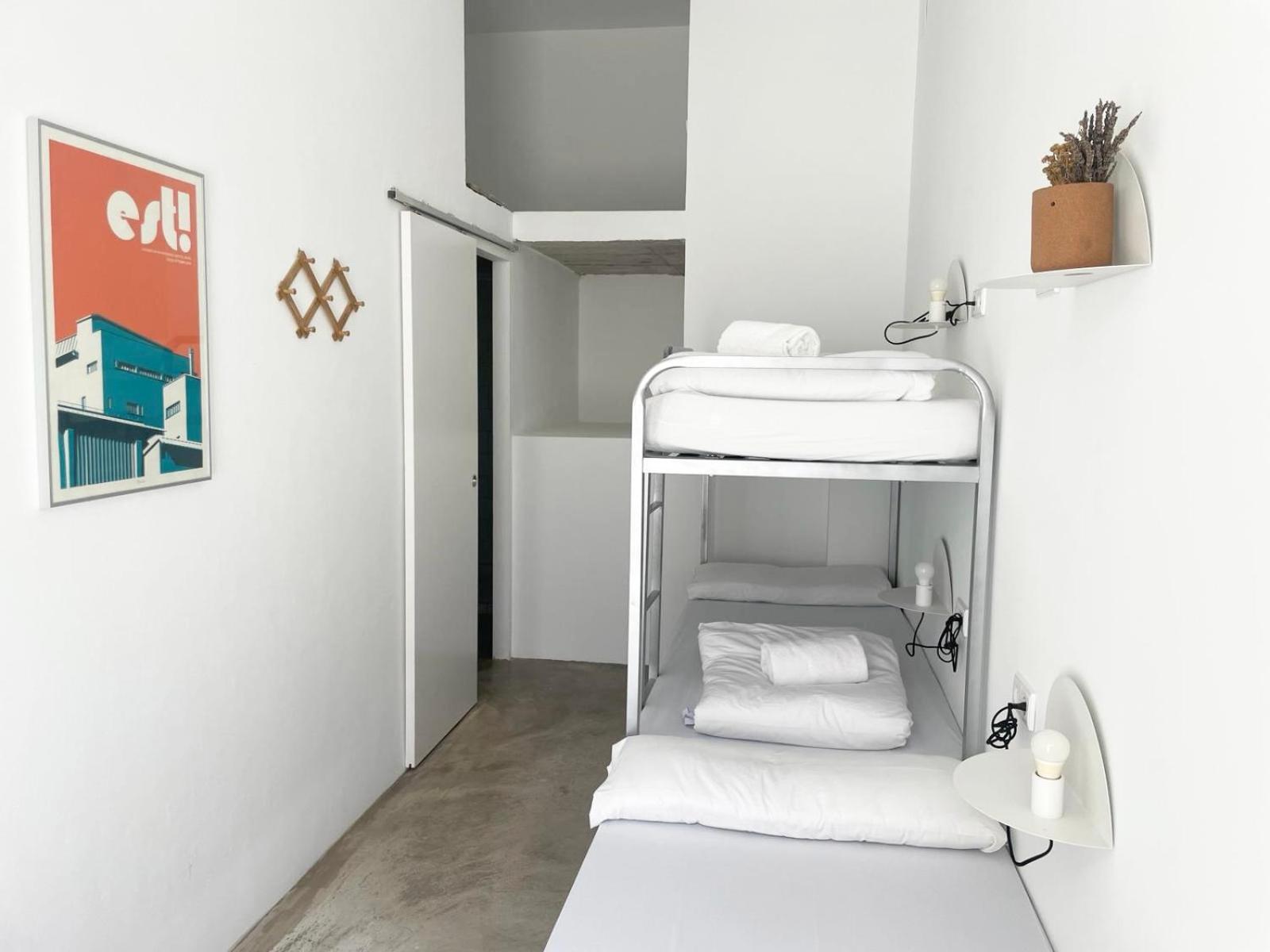 Habitación Triple con Baño Privado