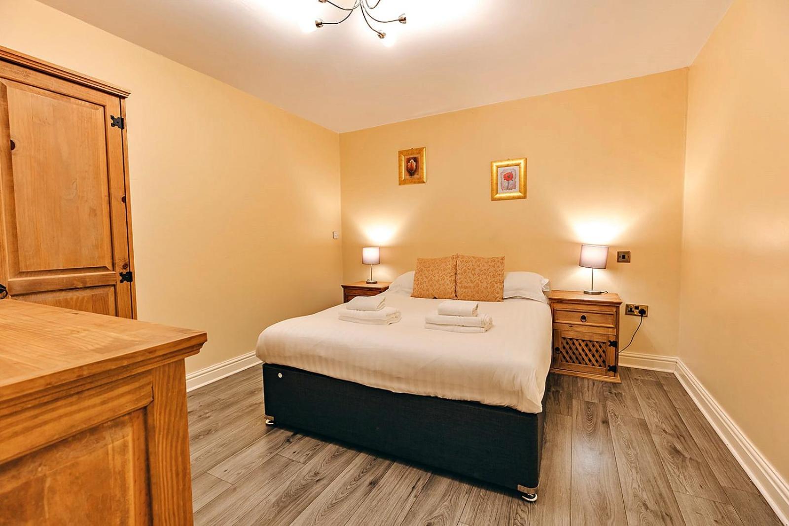 Two-Bedroom House photo 3