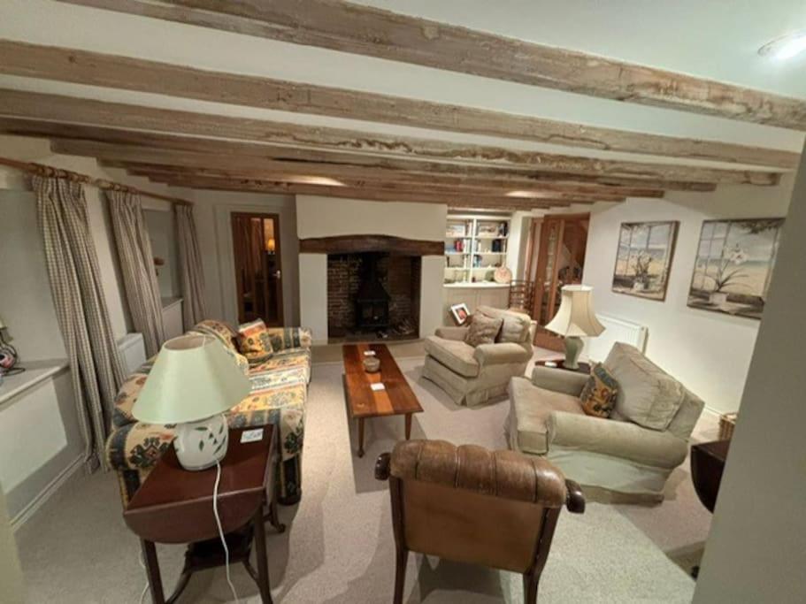 Four-Bedroom House photo 3