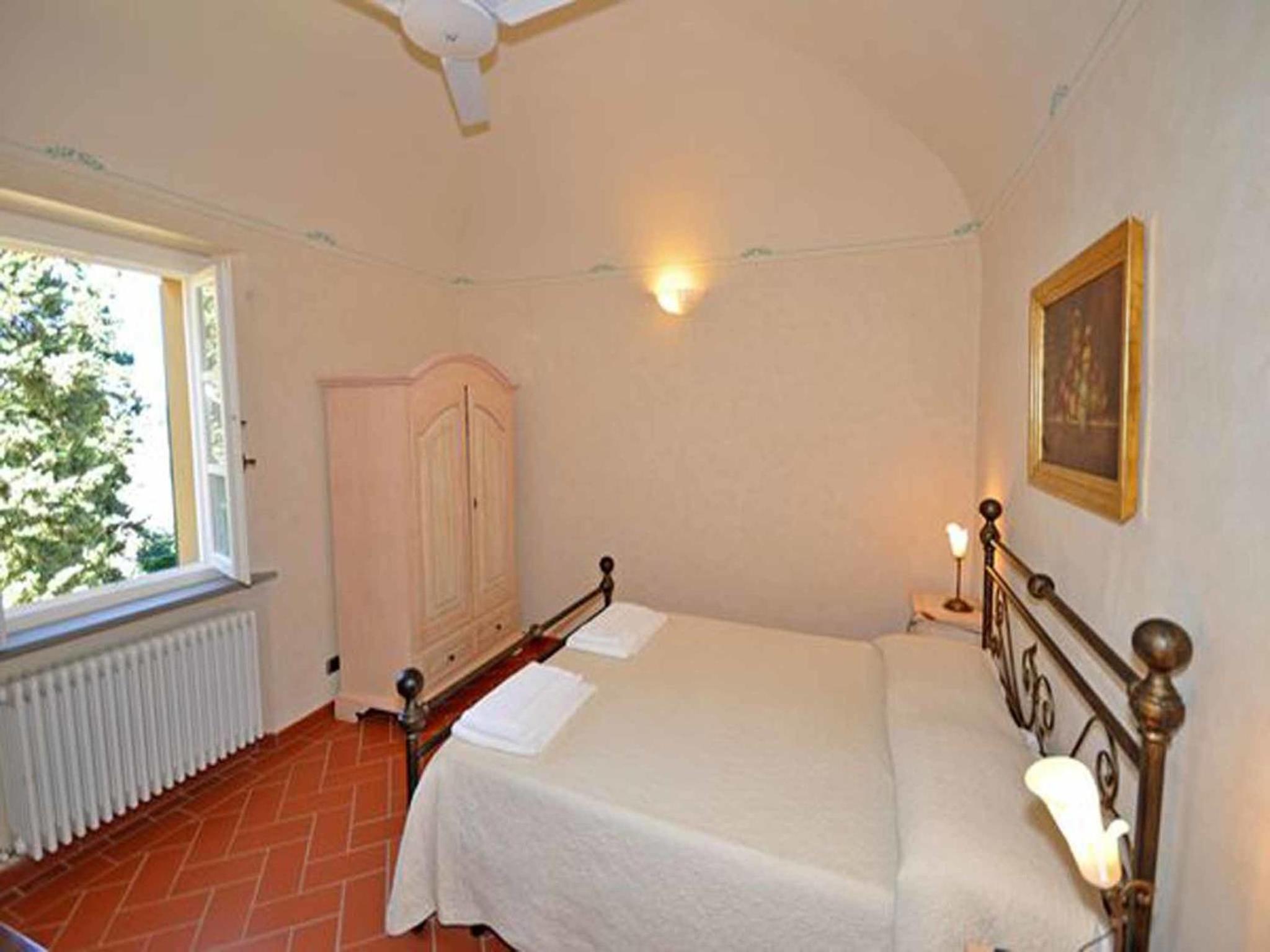 One-Bedroom Apartment with View