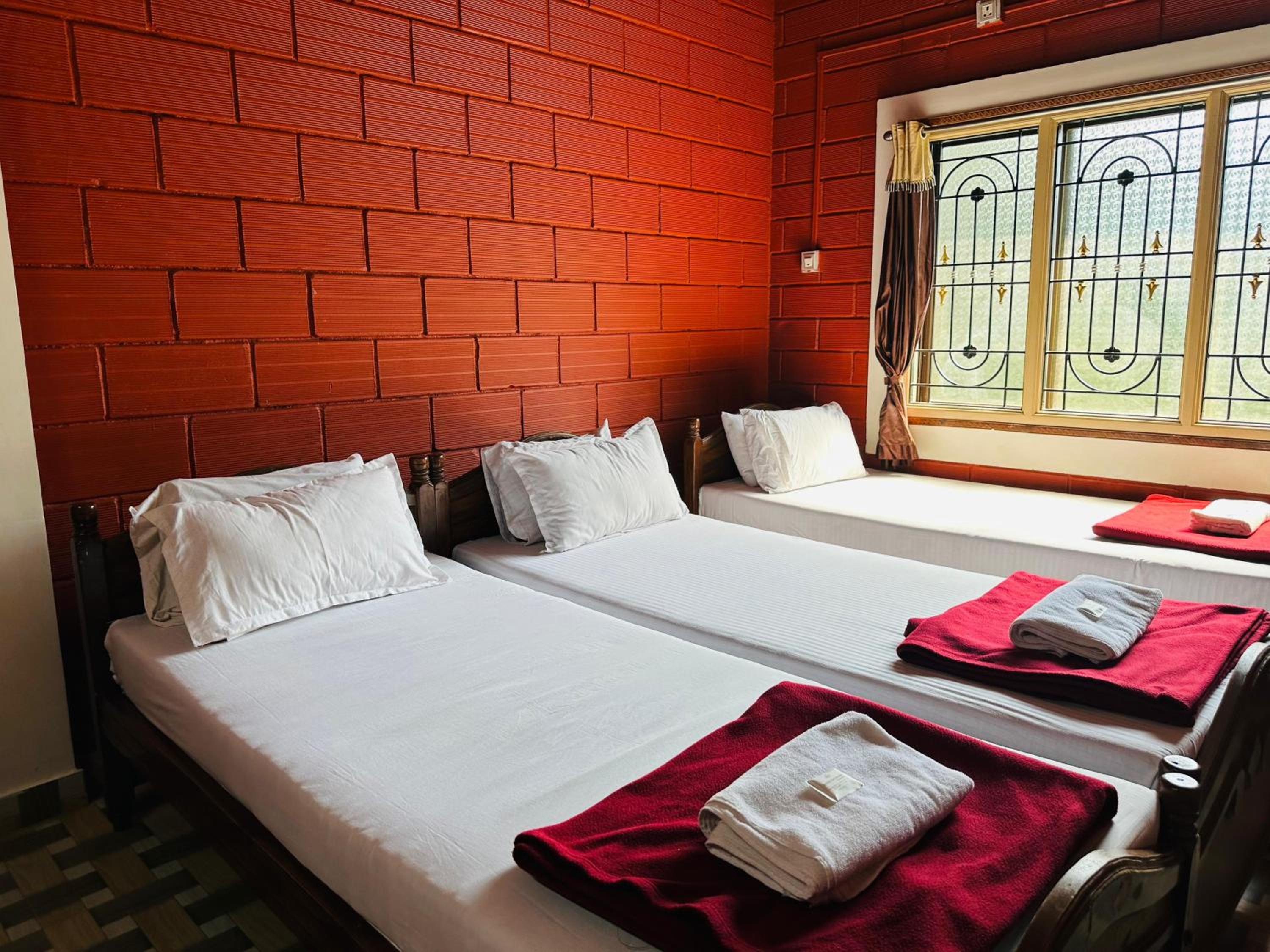 Triple Room - Photo 5