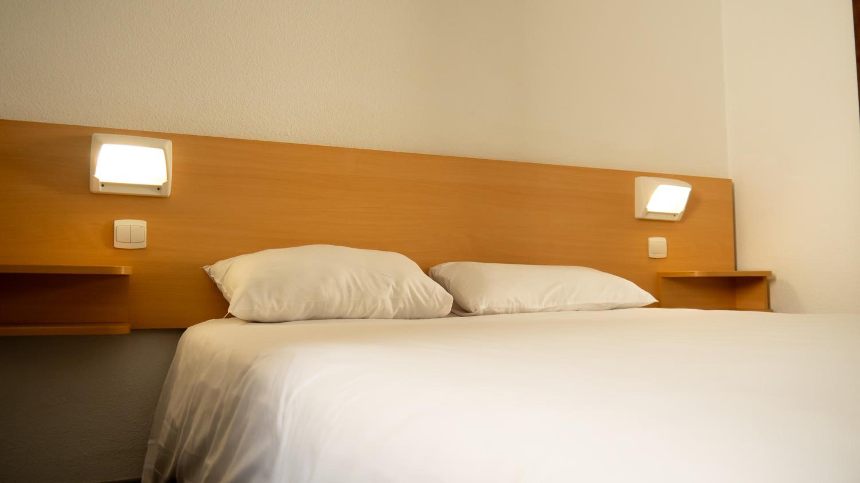 Double Room with Shared Bathroom photo 3