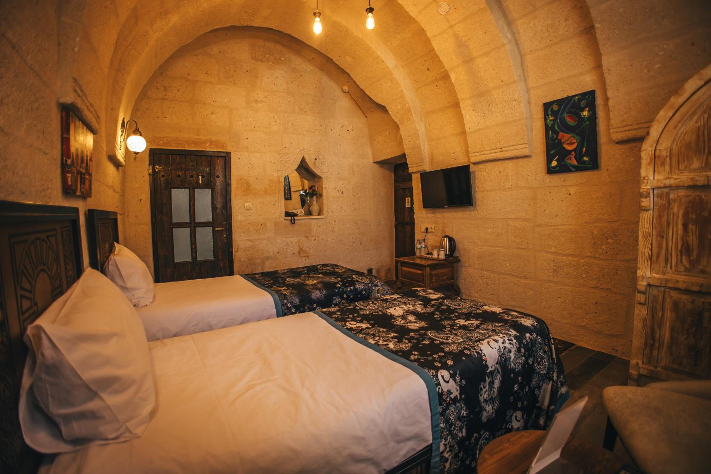 Deluxe Arch Twin Room - Photo 5