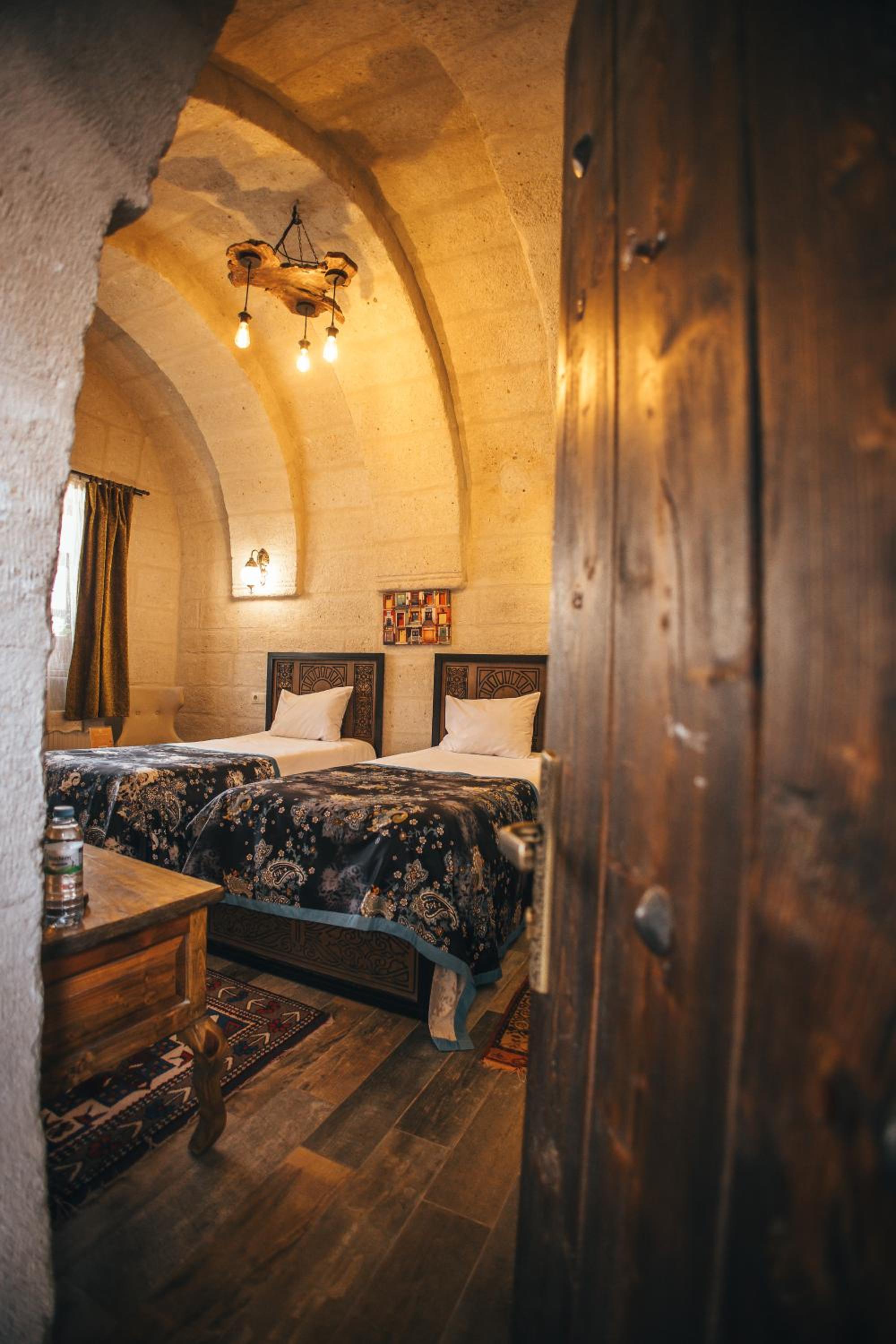 Deluxe Arch Twin Room - Photo 1