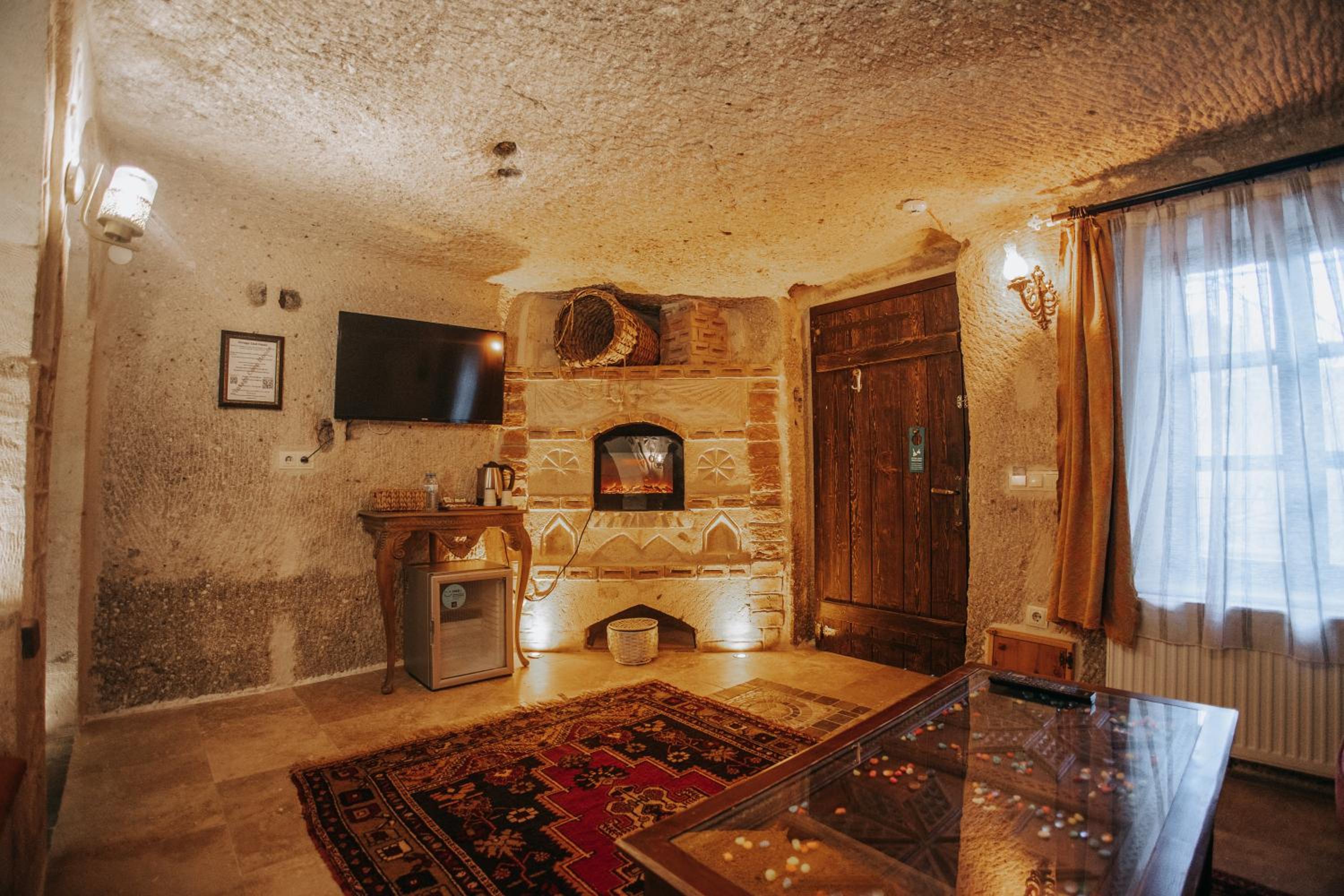 King Cave Suite - Photo 11