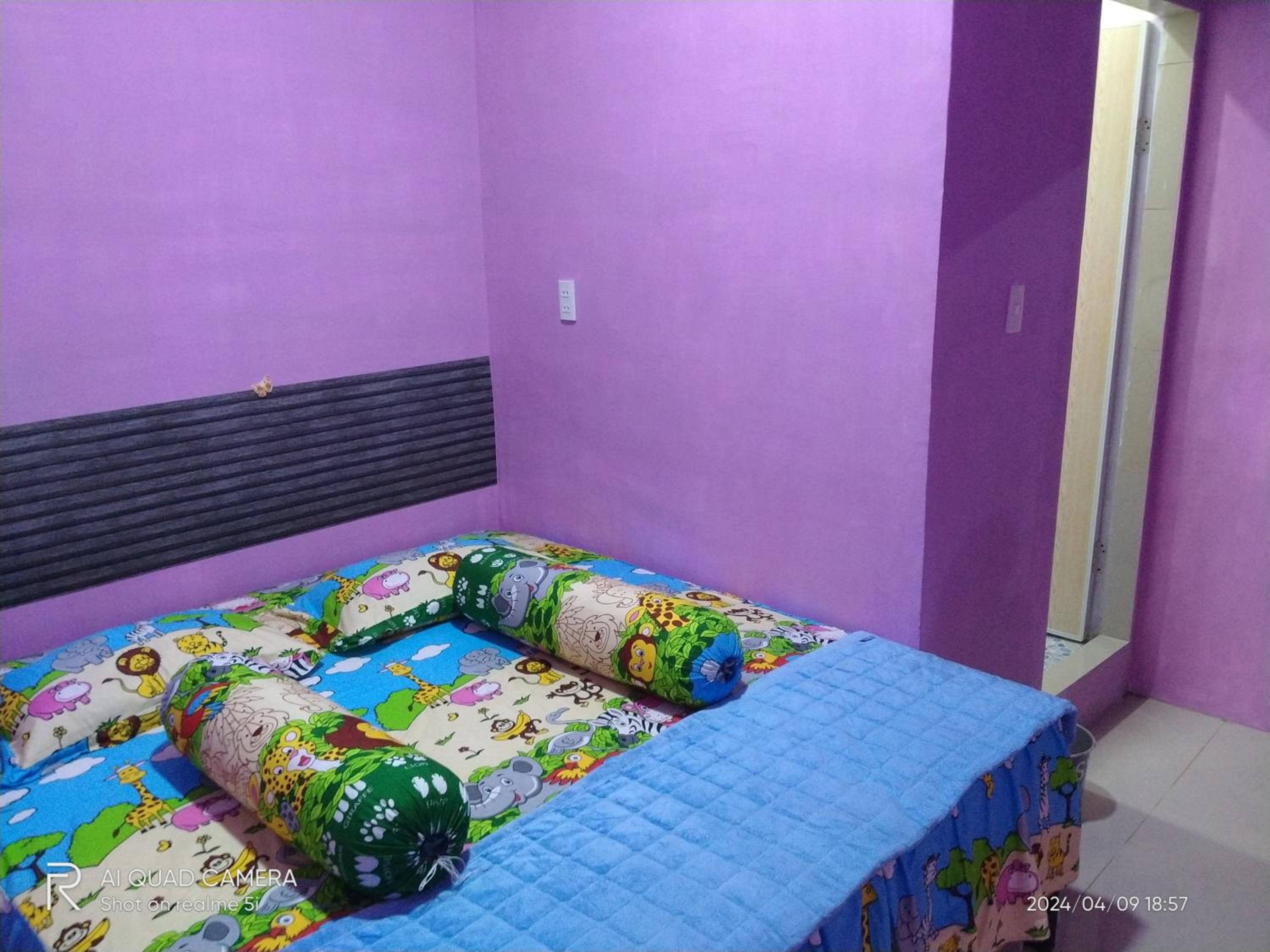 Deluxe Room (2 Adults + 1 Child) photo 3