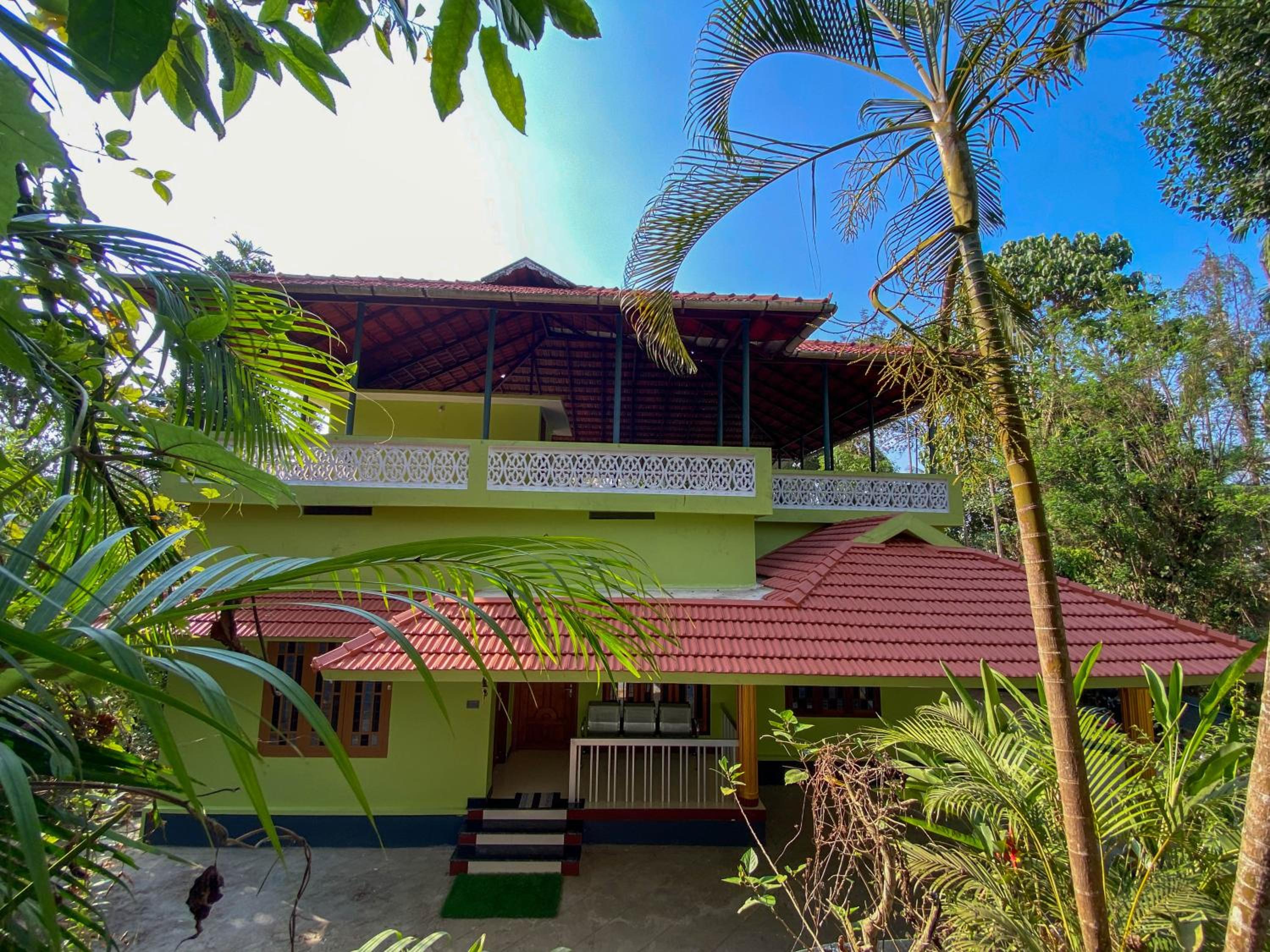 Three-Bedroom House photo 2