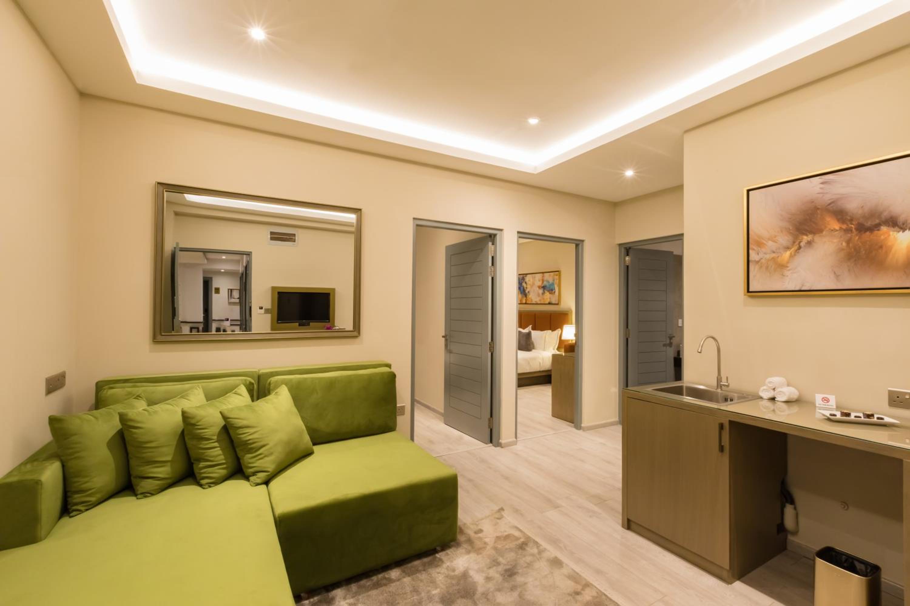 Suite photo 1