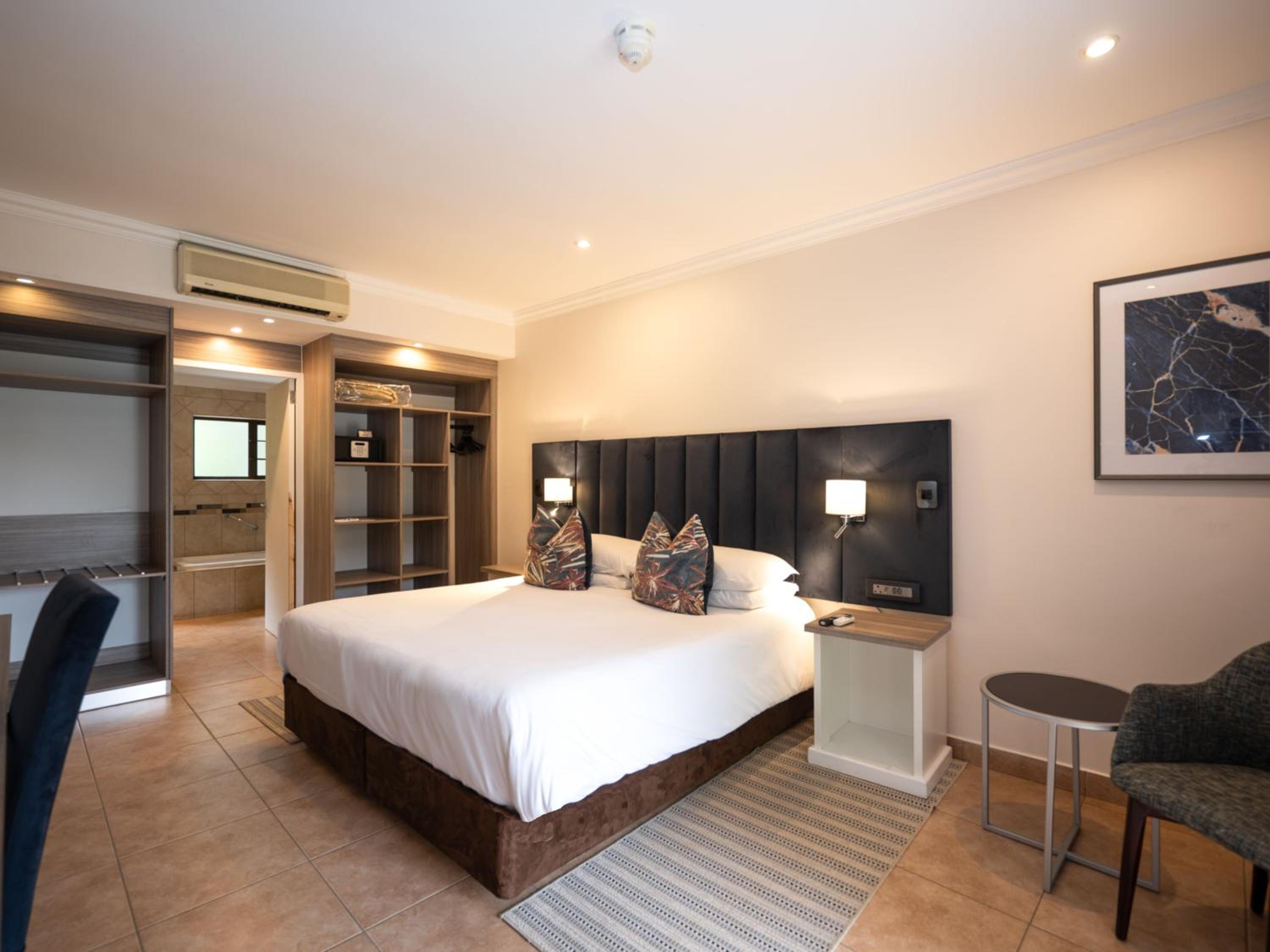Standard Room - Photo 7