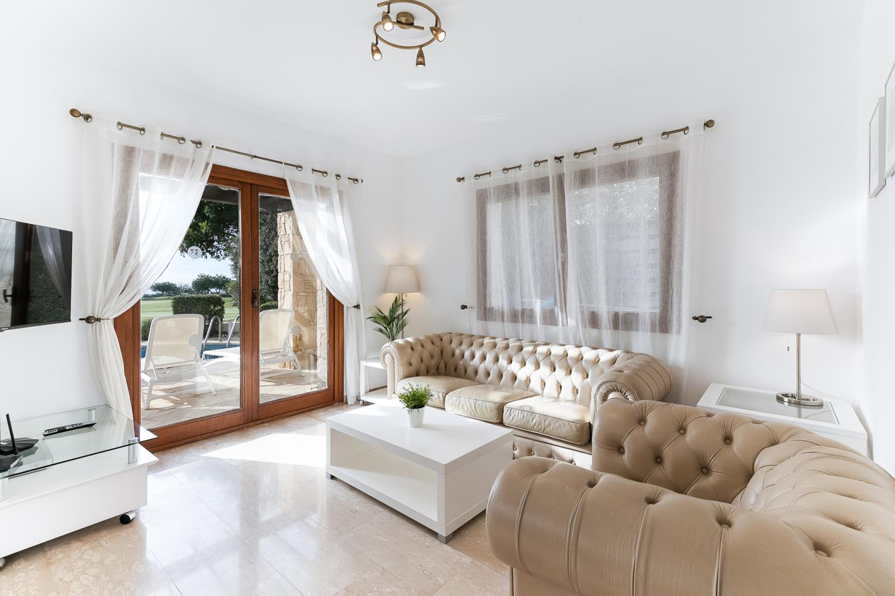Two-Bedroom Villa photo 3