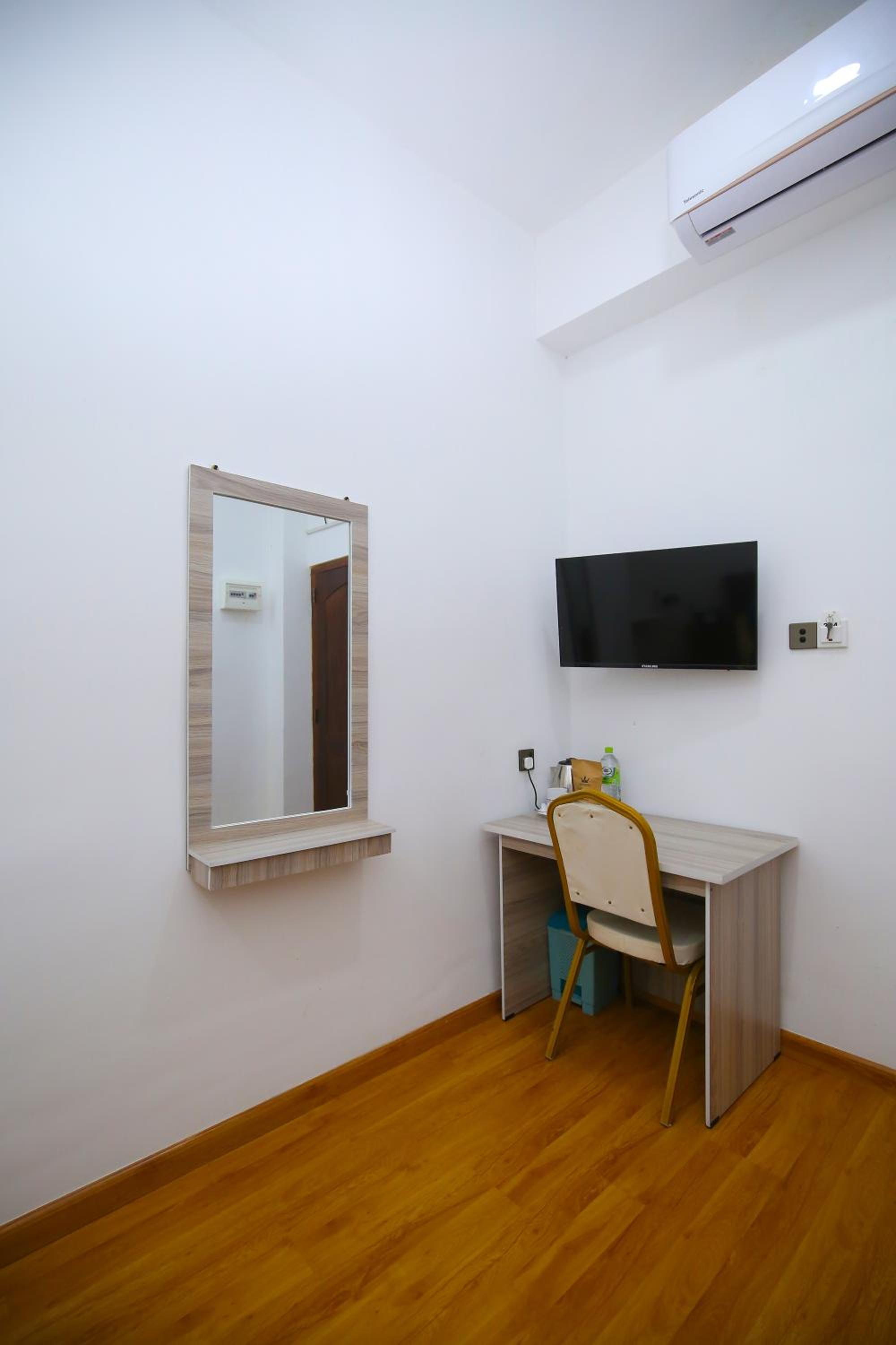 Single Room photo 3