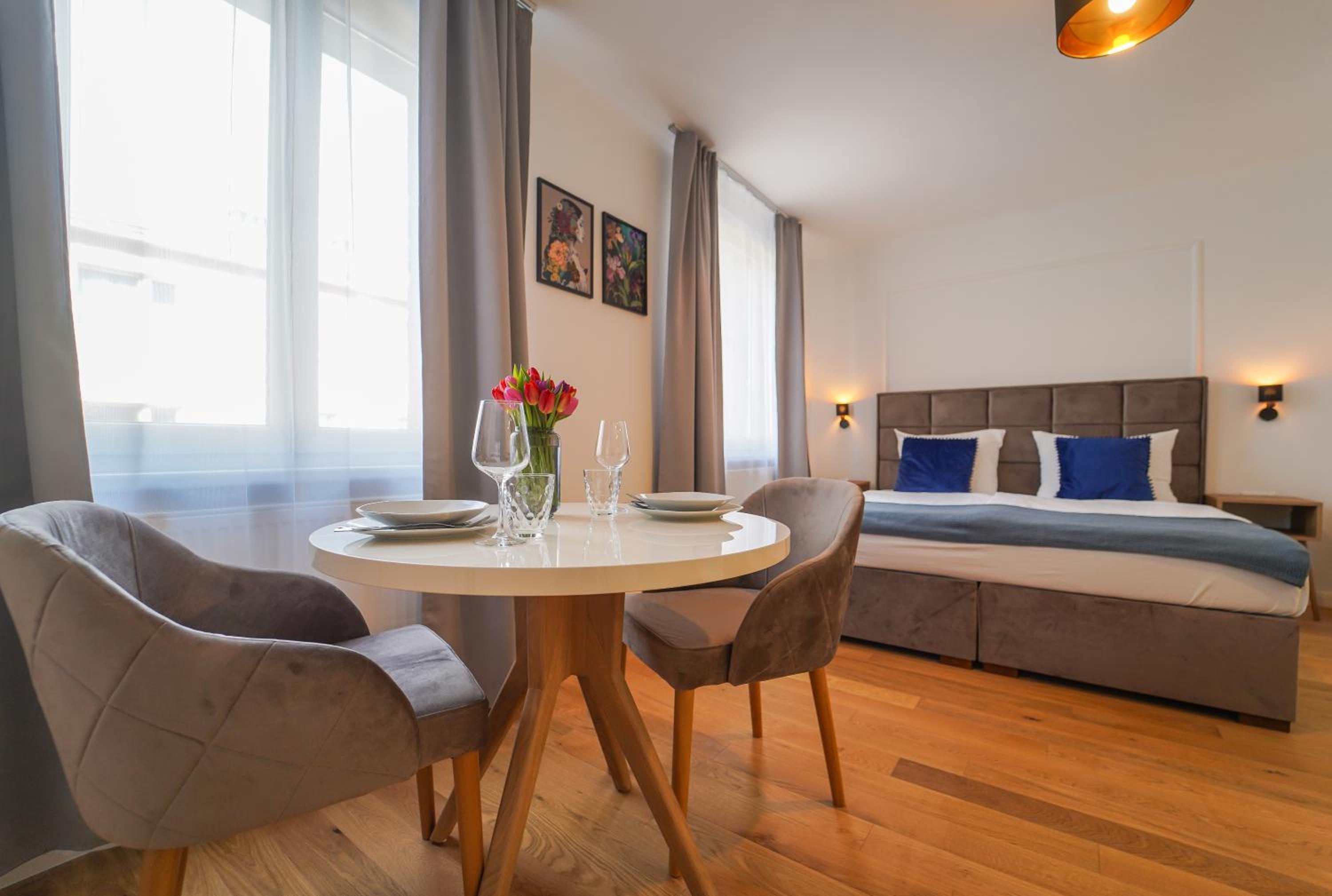 Deluxe Single Room