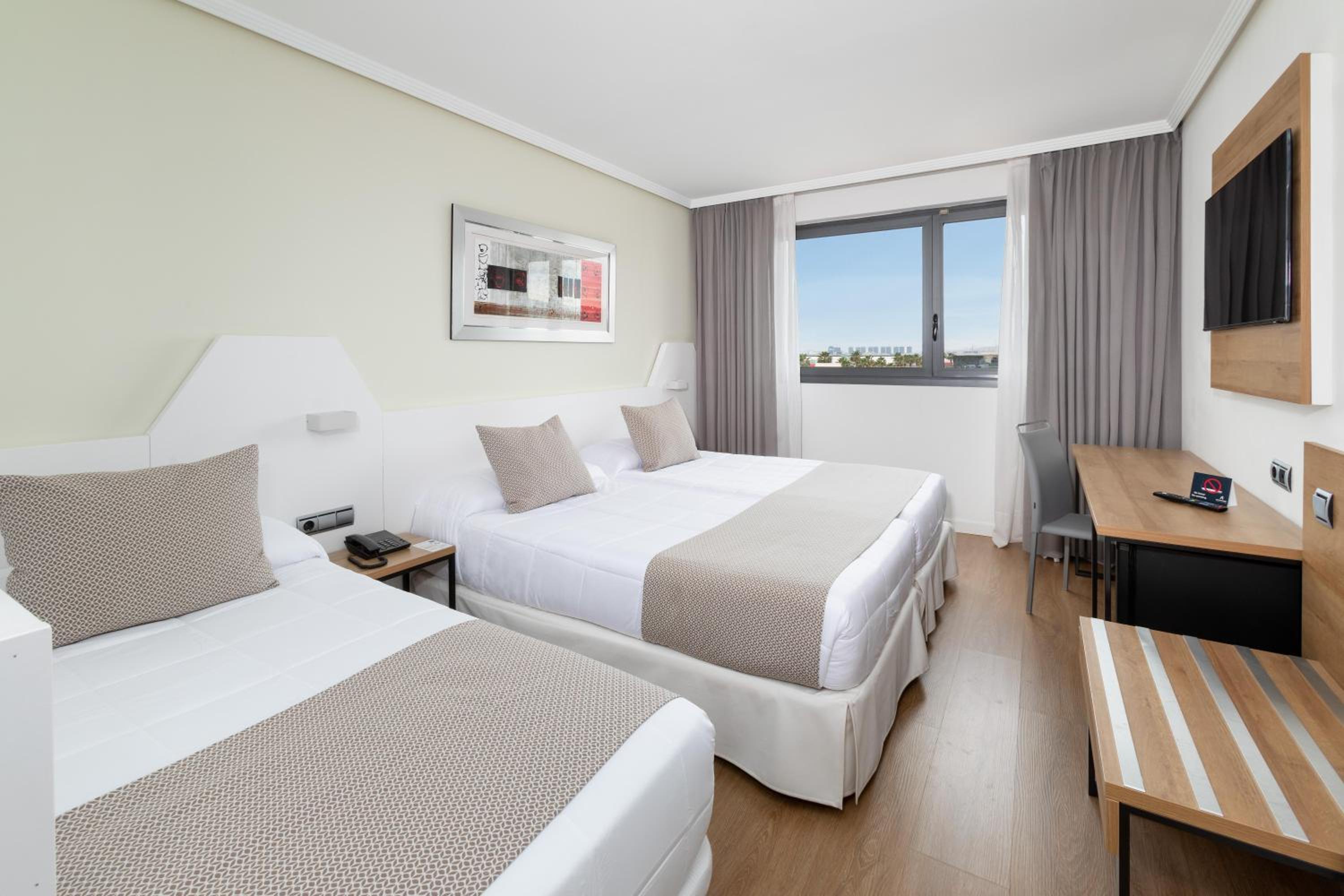 URBAN TRIPLE Room photo 3