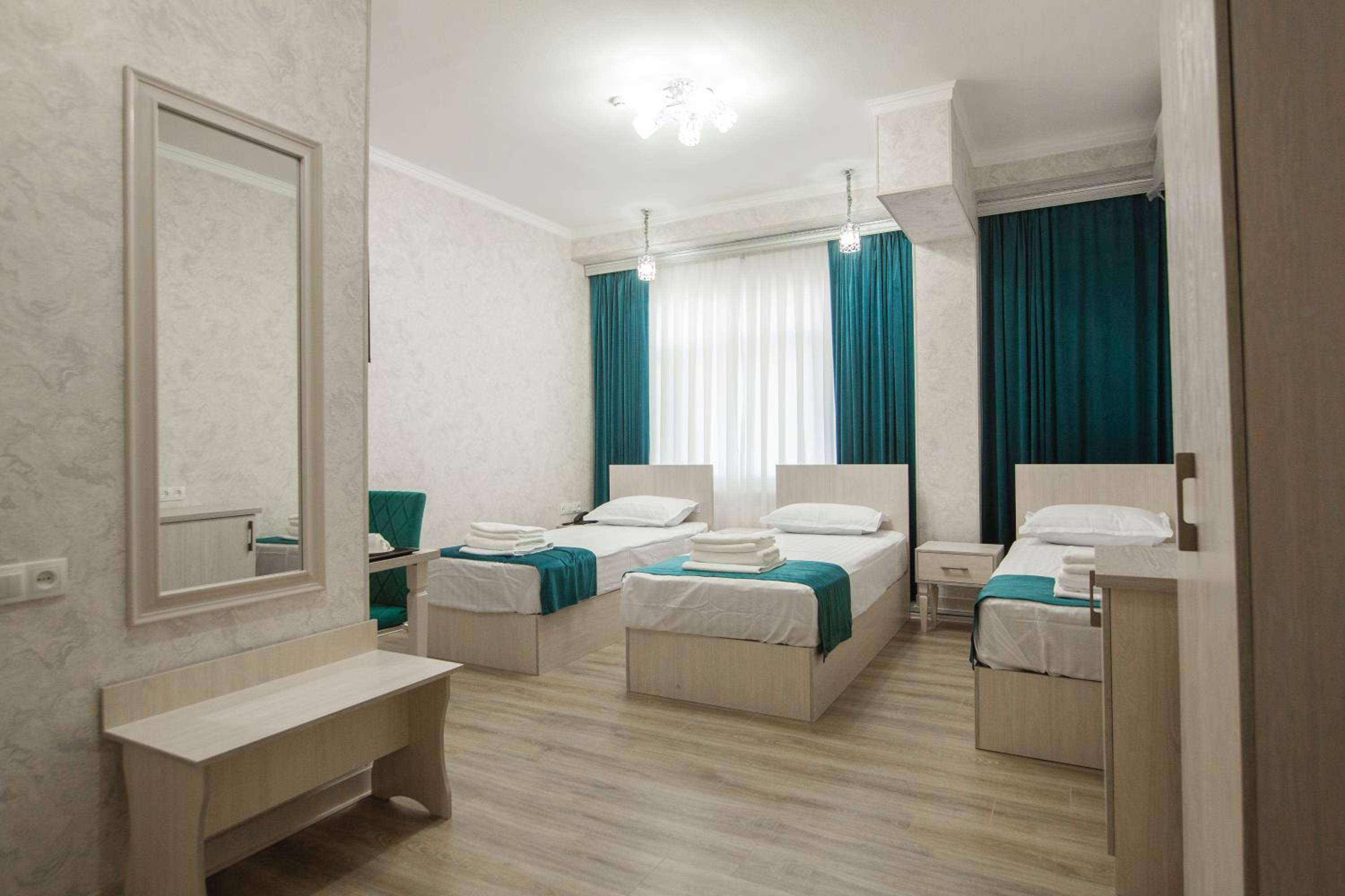 Superior Triple Room photo 3