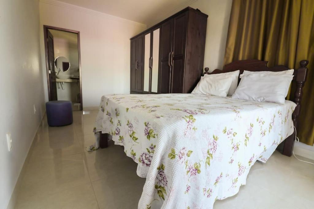 Four-Bedroom House photo 1