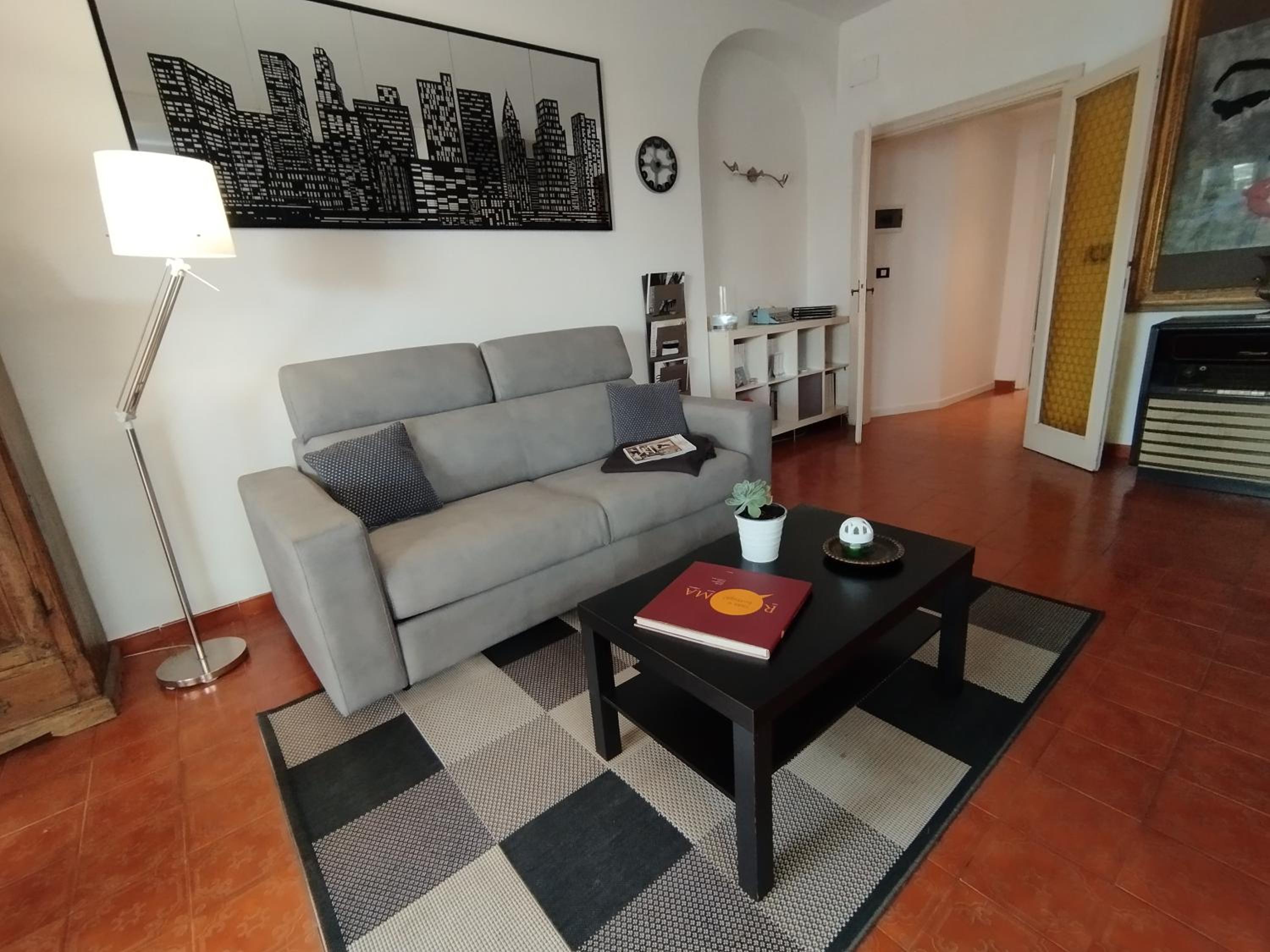 One-Bedroom Apartment
