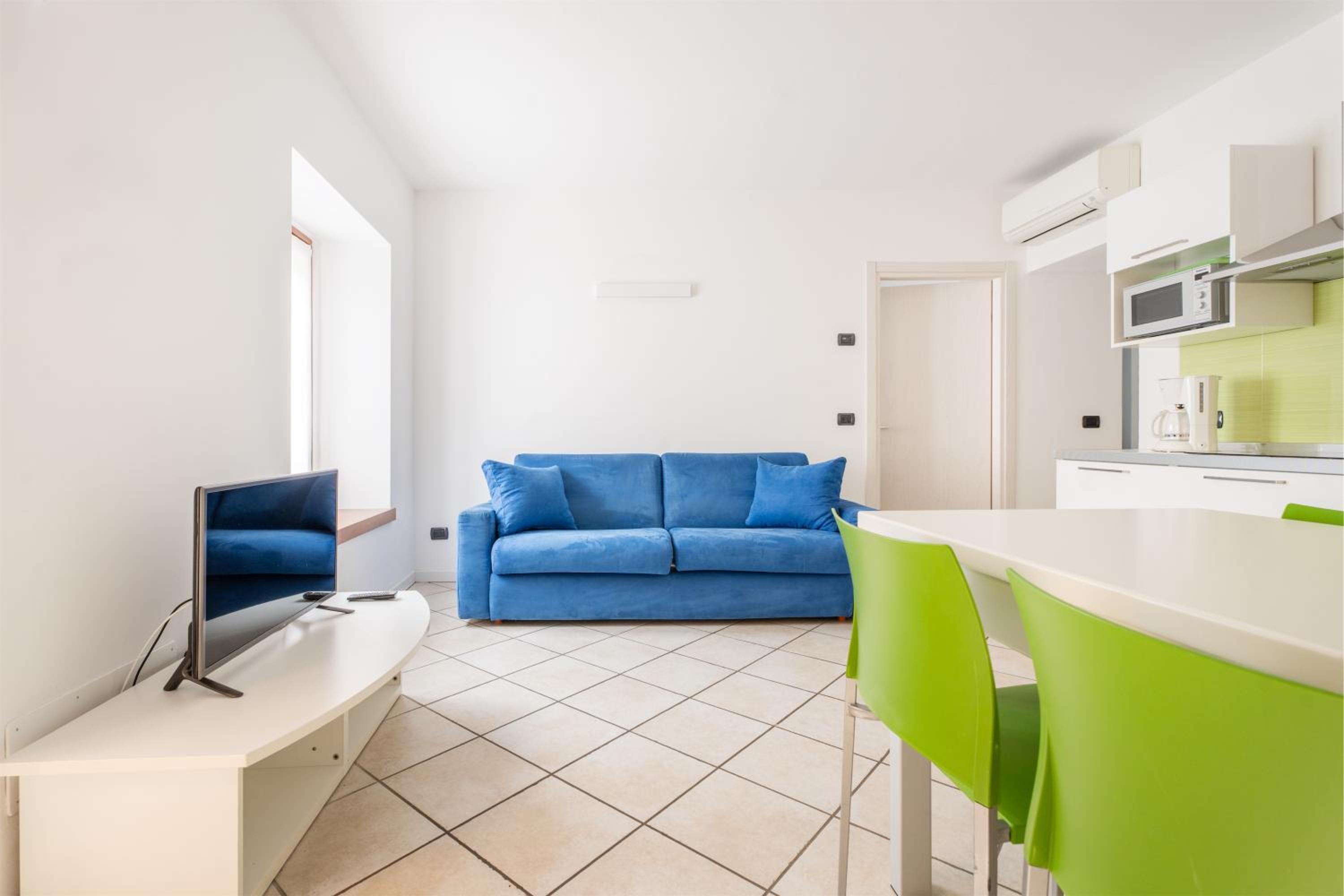 Apartment With Garden View photo 3