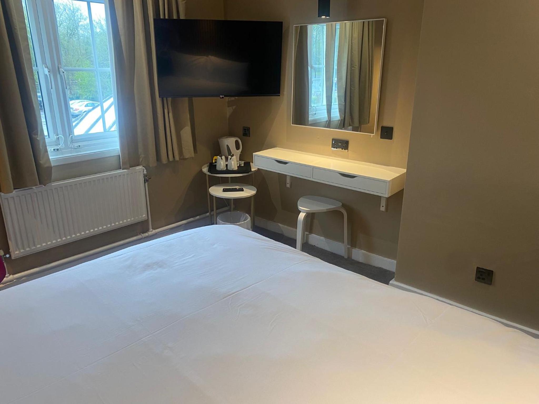 Double Room - Photo 4