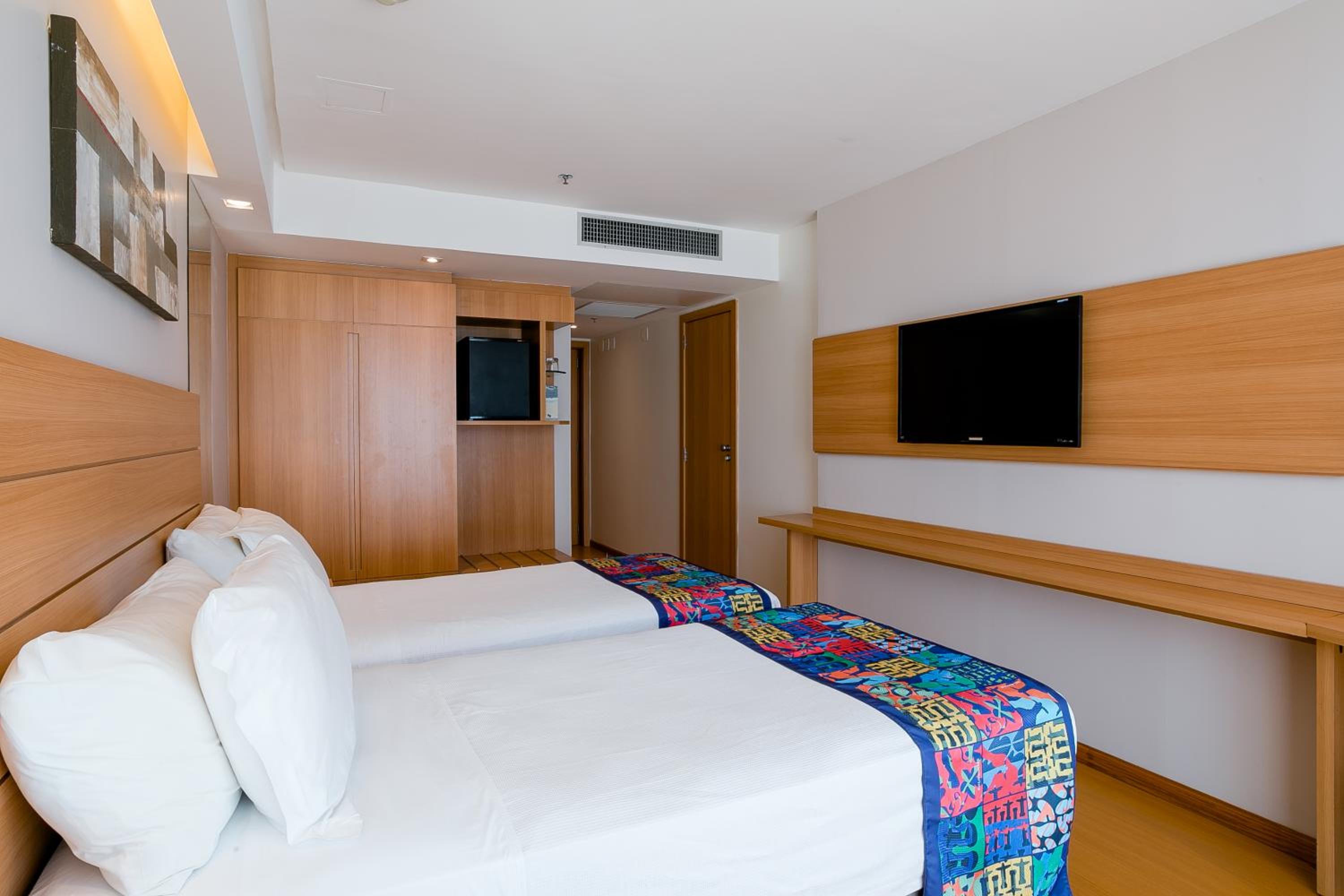 Deluxe Twin Room with Sea View