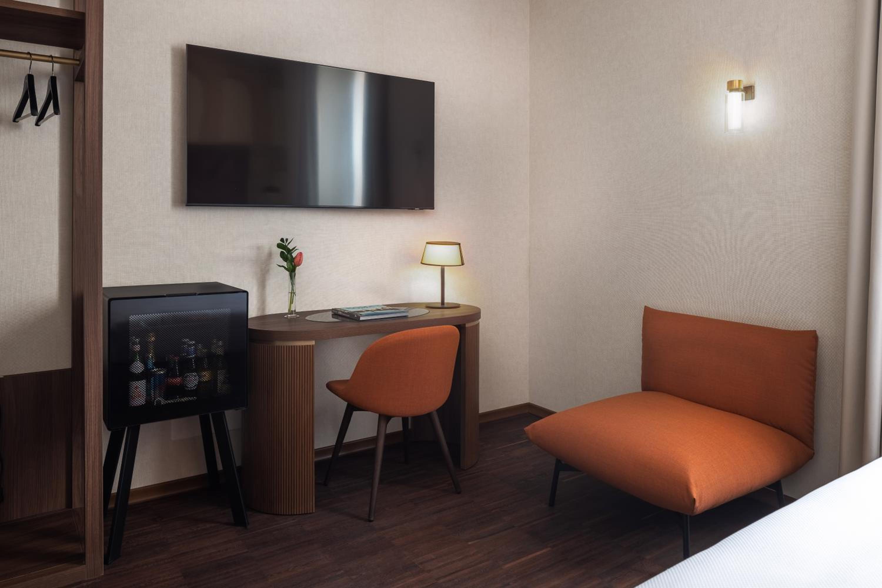 Deluxe Twin Room photo 3