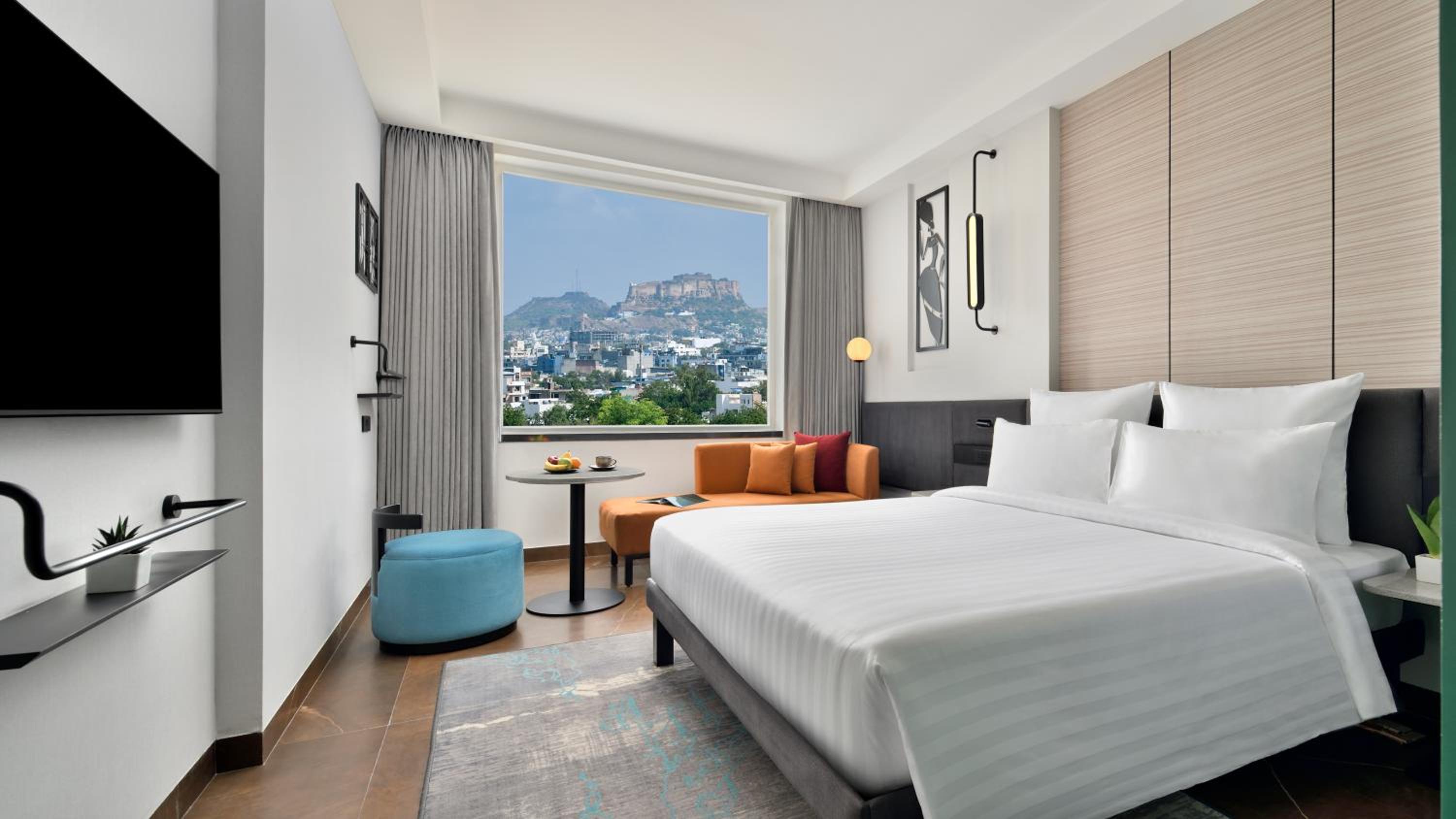 Superior King Room with Fort View: 10% Discount on Food & Beverage | 20% Discount on One Spa | Complimentary Welcome Drink | Happy Hours Offer - Buy 2 Get 1 Free on Alcoholic Beverages and Soft Beverages - Photo 4