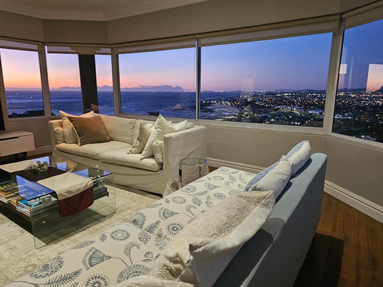 Superior Penthouse photo 2