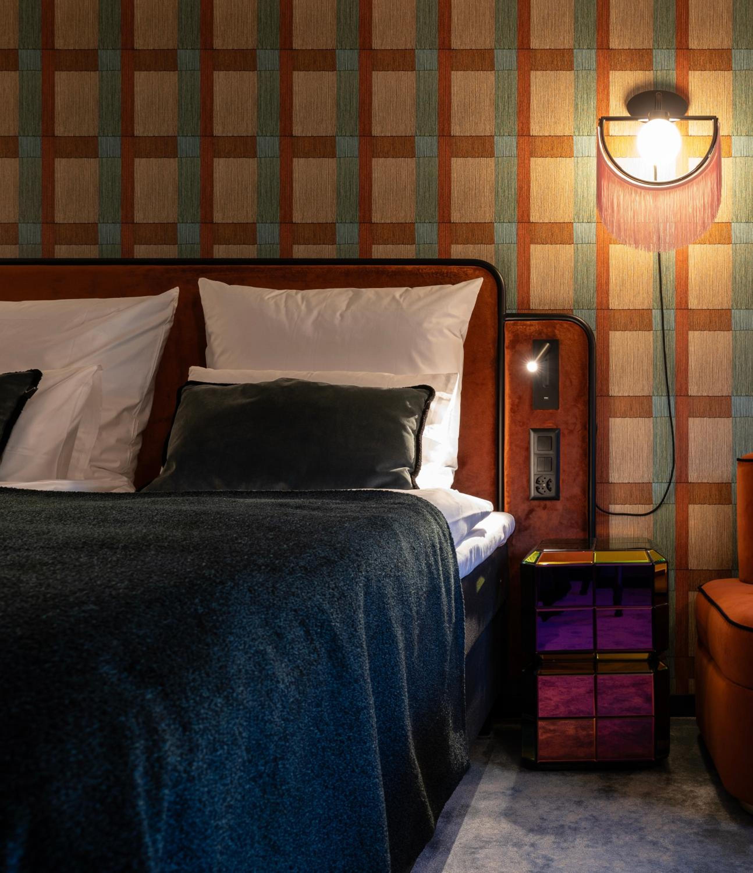 Single Comfort Room