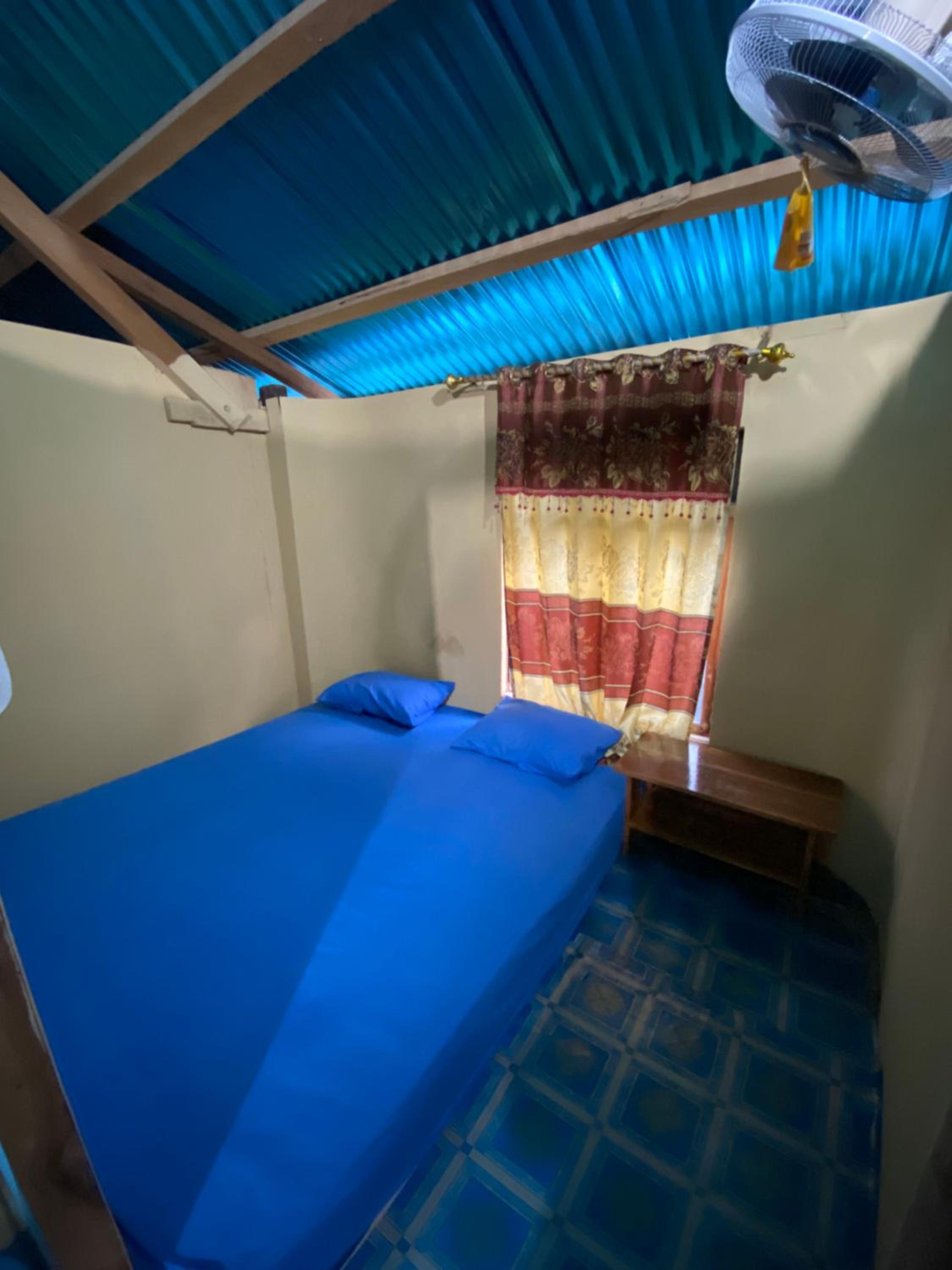 Budget Double Room photo 3