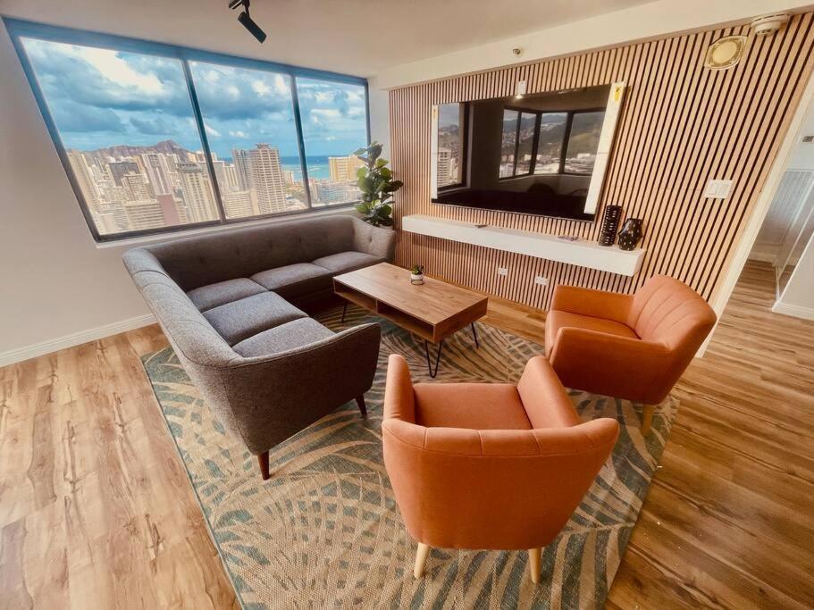 2 bedroom Penthouse new upgrade OceanView (PH503): hotel room photo