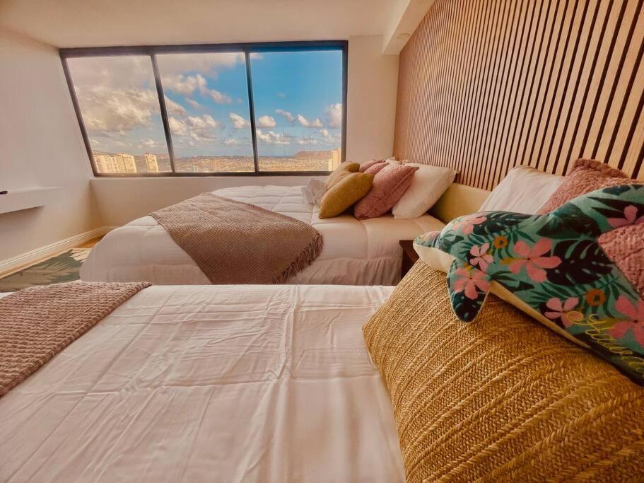 2 bedroom Penthouse new upgrade OceanView (PH503): Two-Bedroom Apartment photo