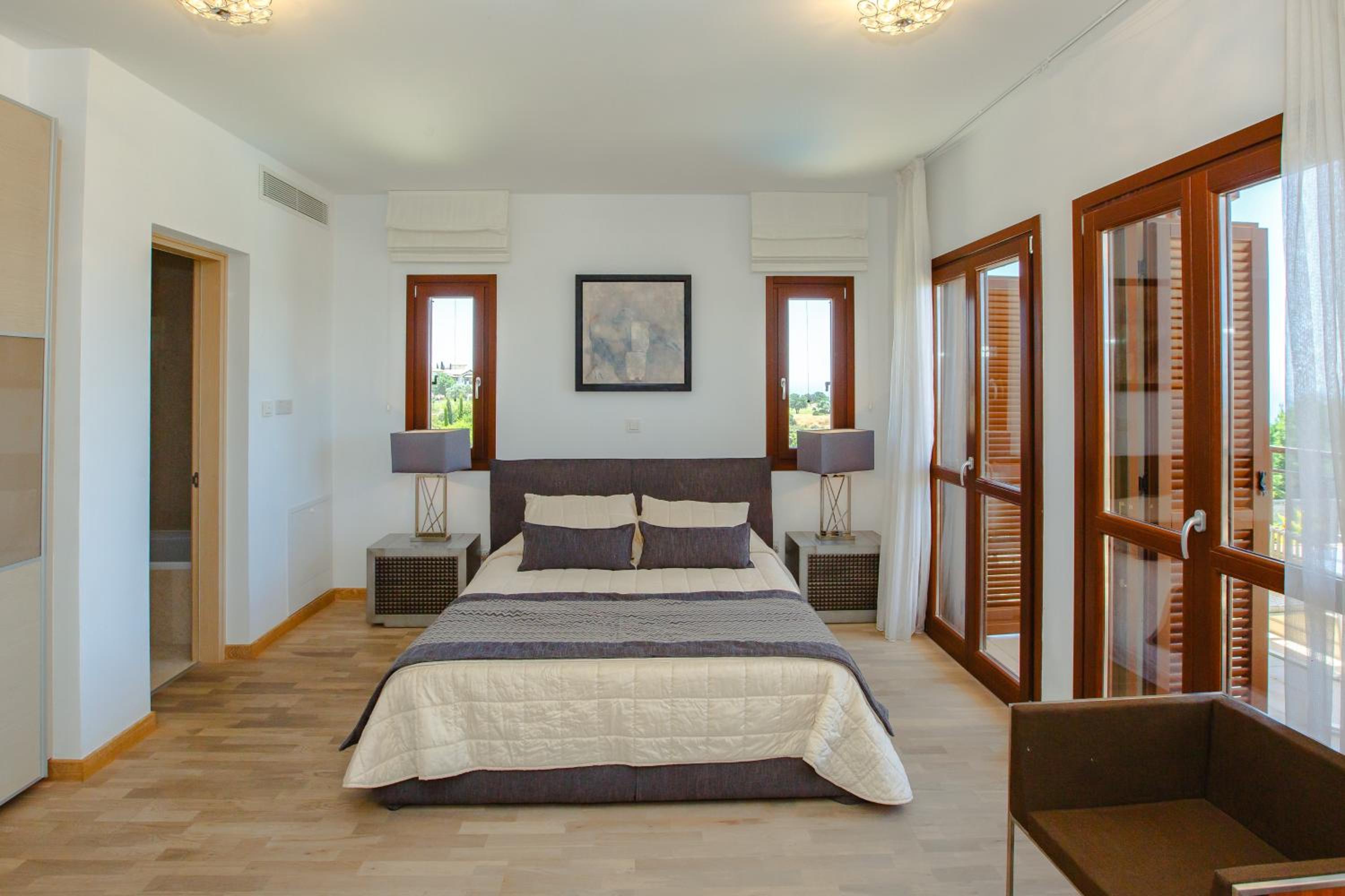 Villa com Piscina Privada
