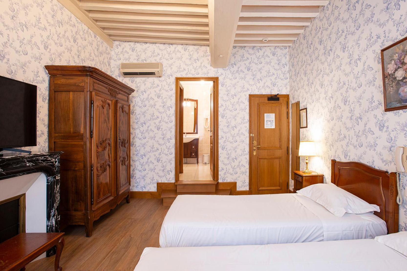 Comfort Twin Room - Photo 2